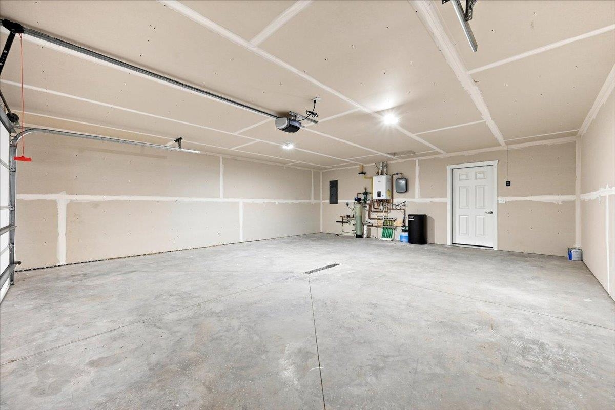 10894 Eagle Court Property Photo 10