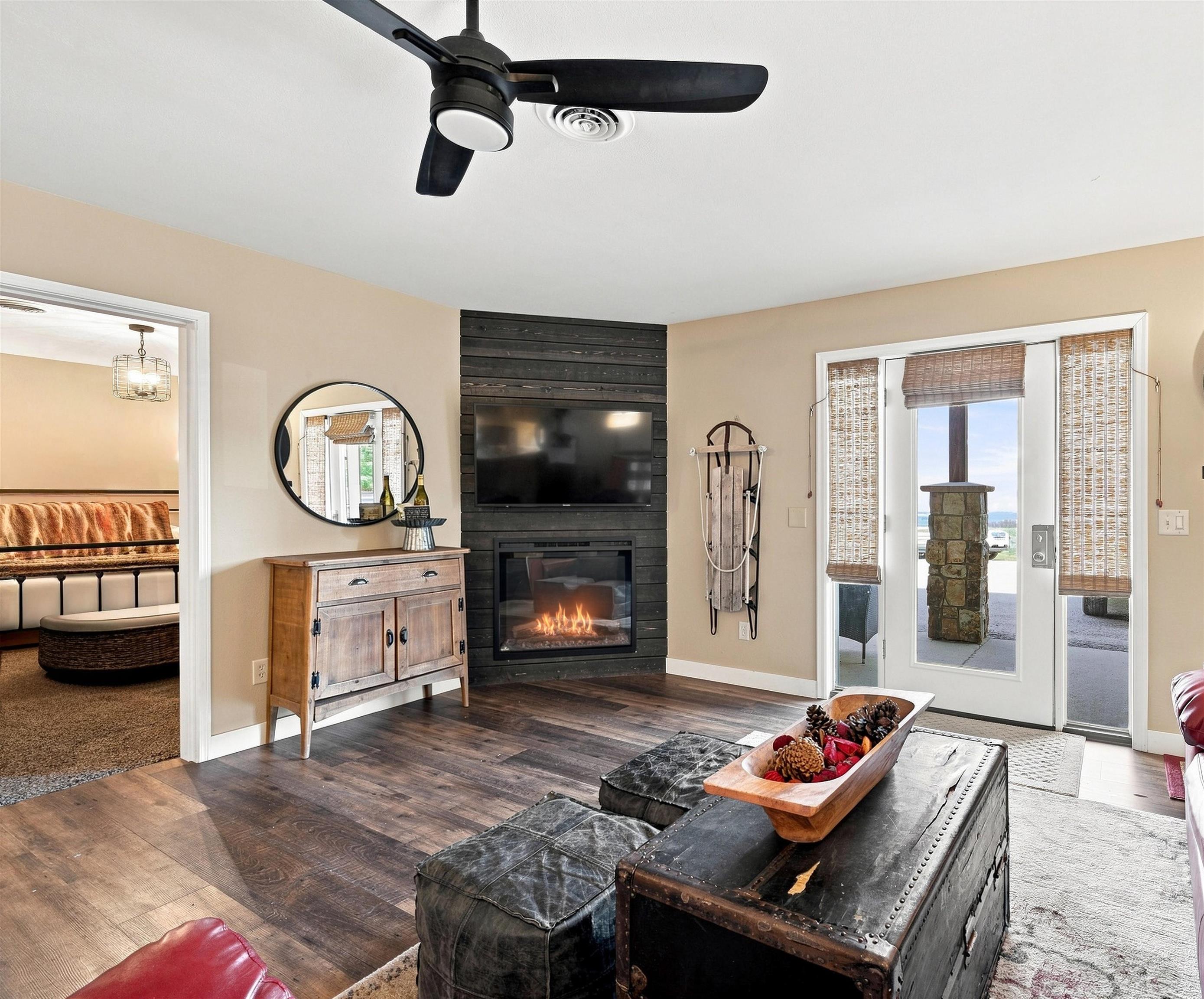 21097 Stewart Slope Road Property Photo 11