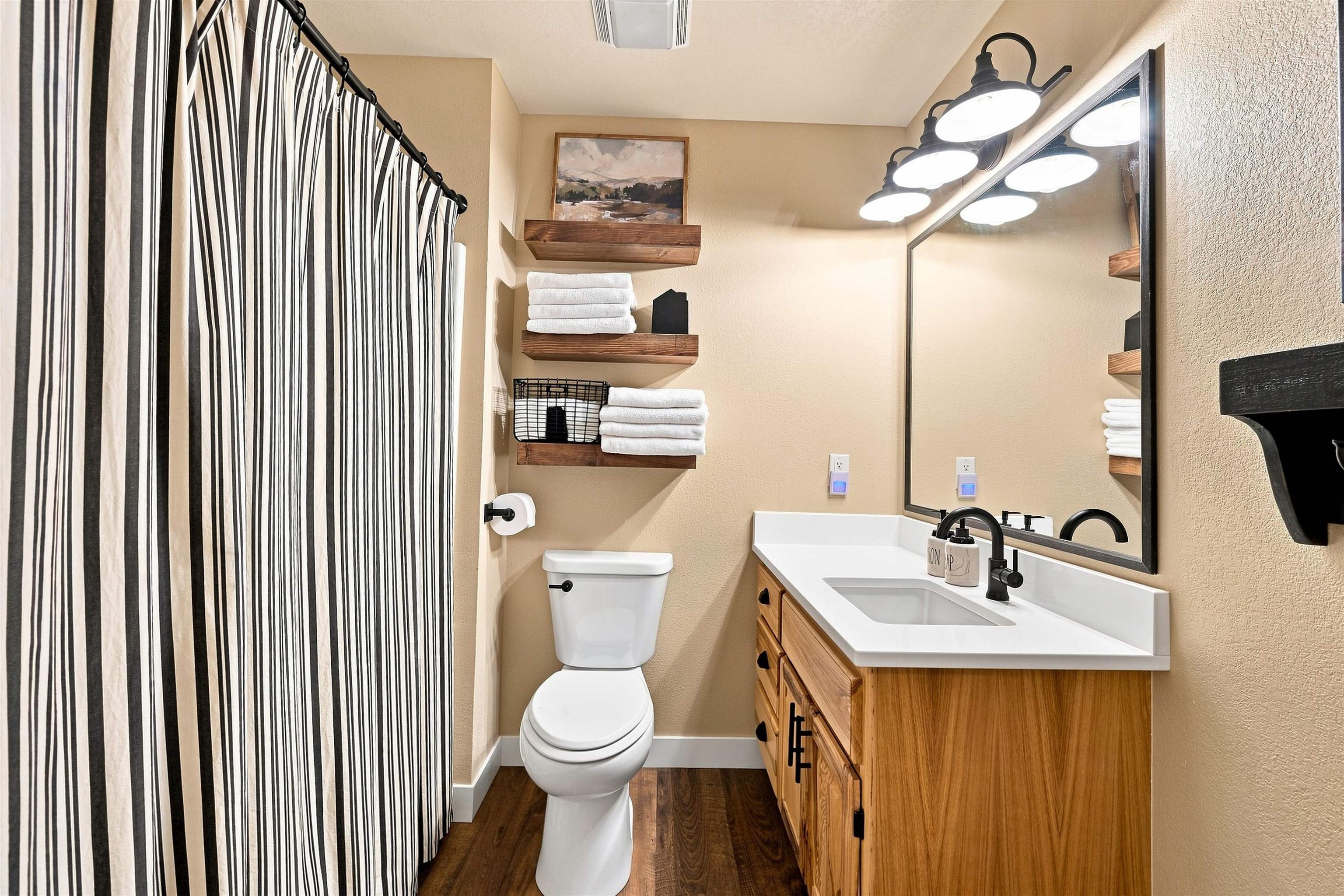 21097 Stewart Slope Road Property Photo 17