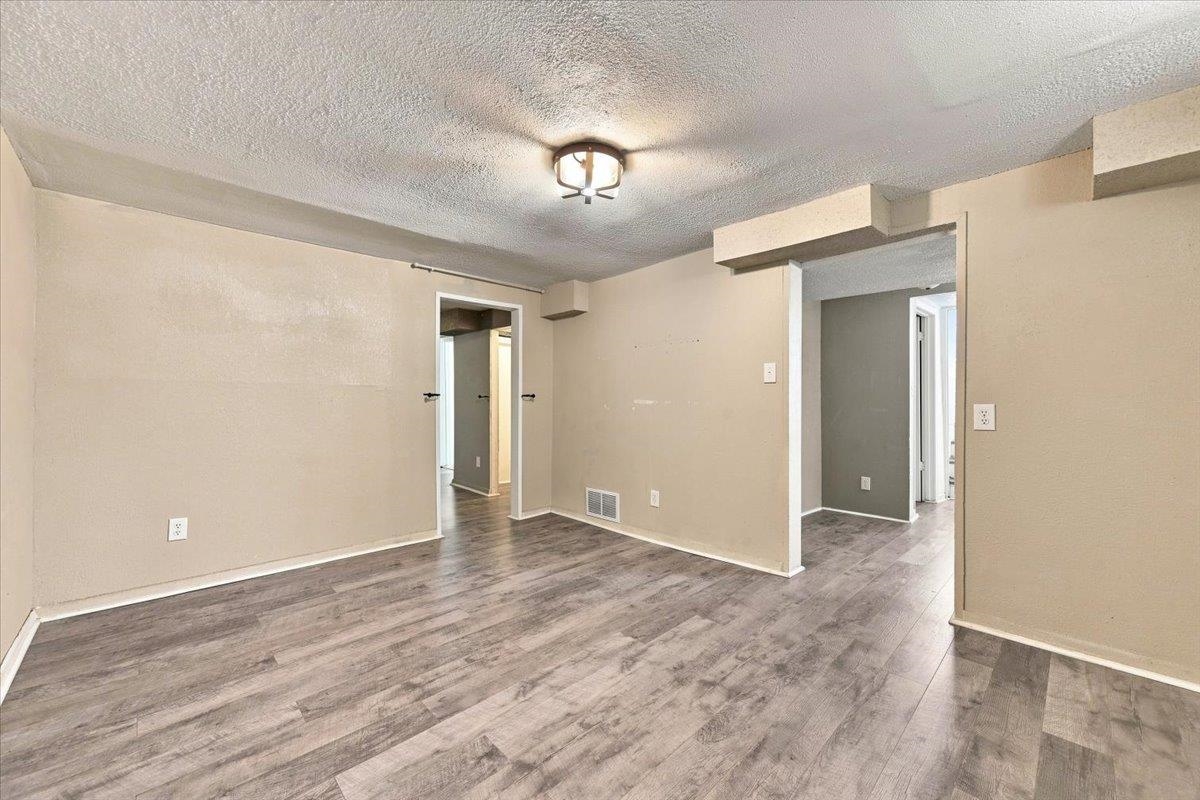 712 N West Boulevard Property Photo 17