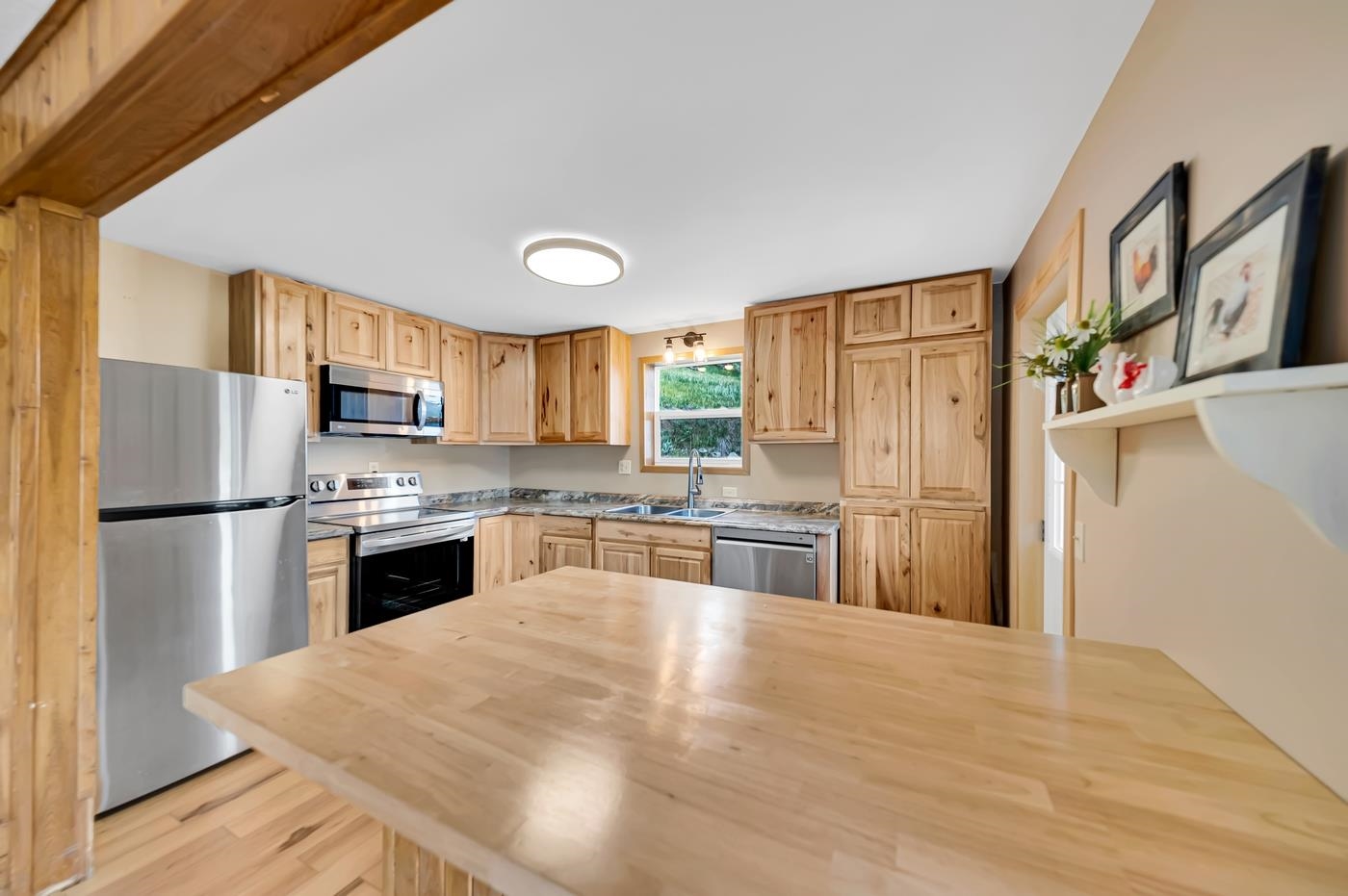 24669 Us Highway 16 Property Photo 23
