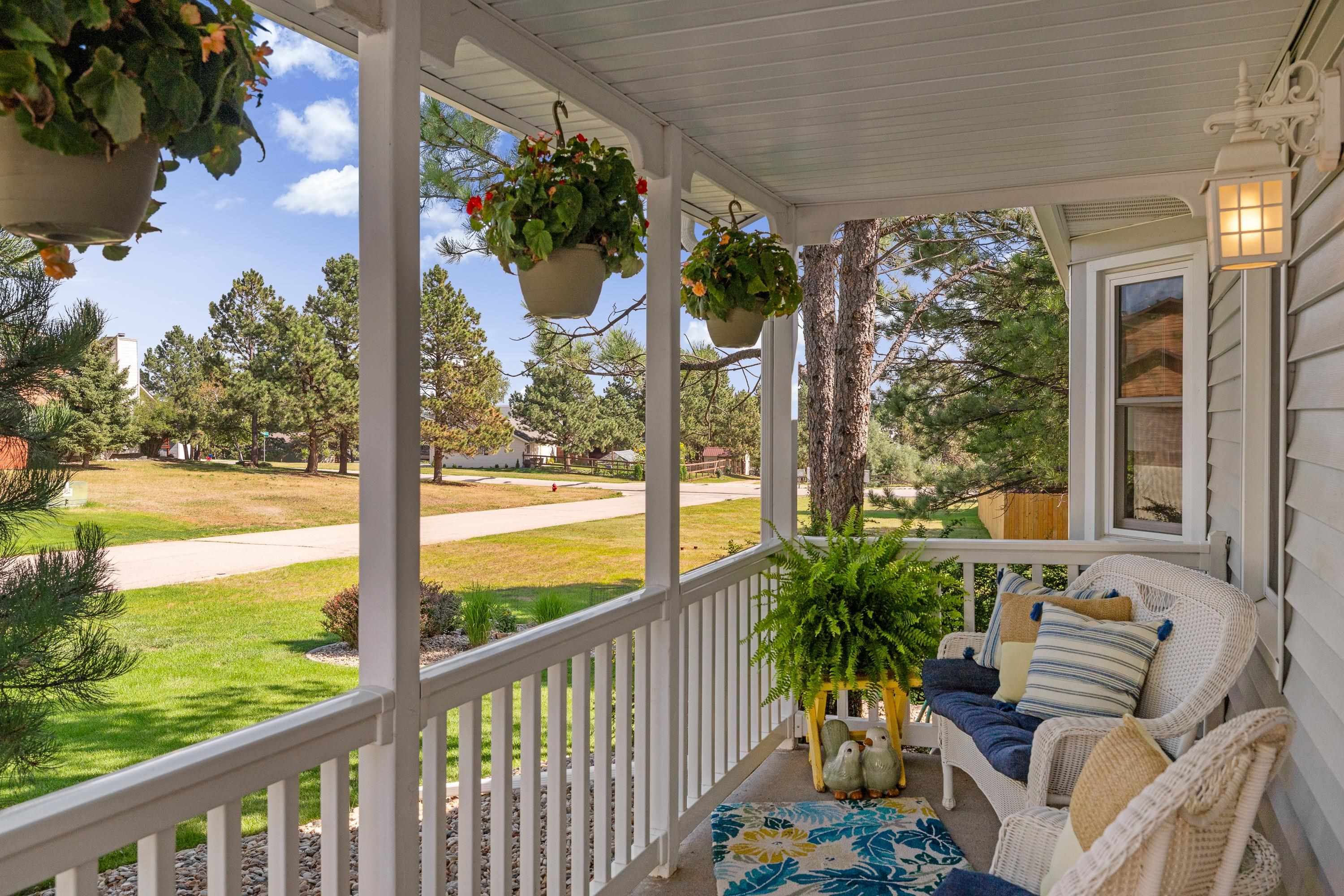 4907 Raven Circle Property Photo 2