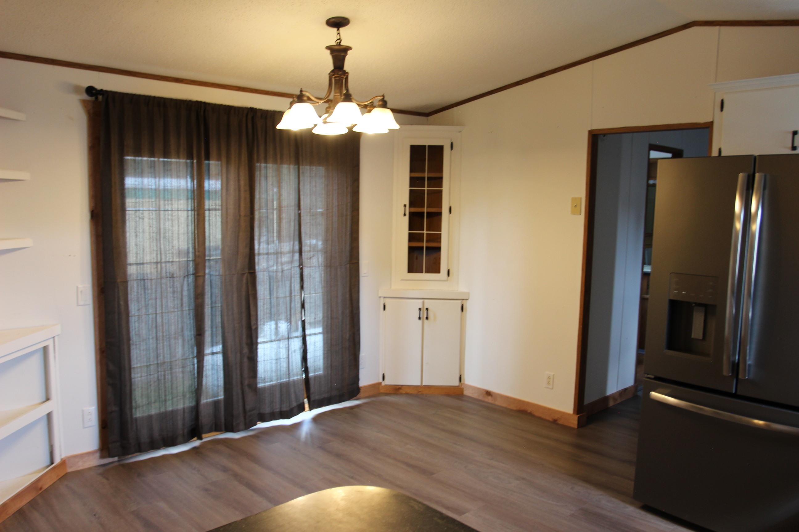 25092 Needle View Place Property Photo 4