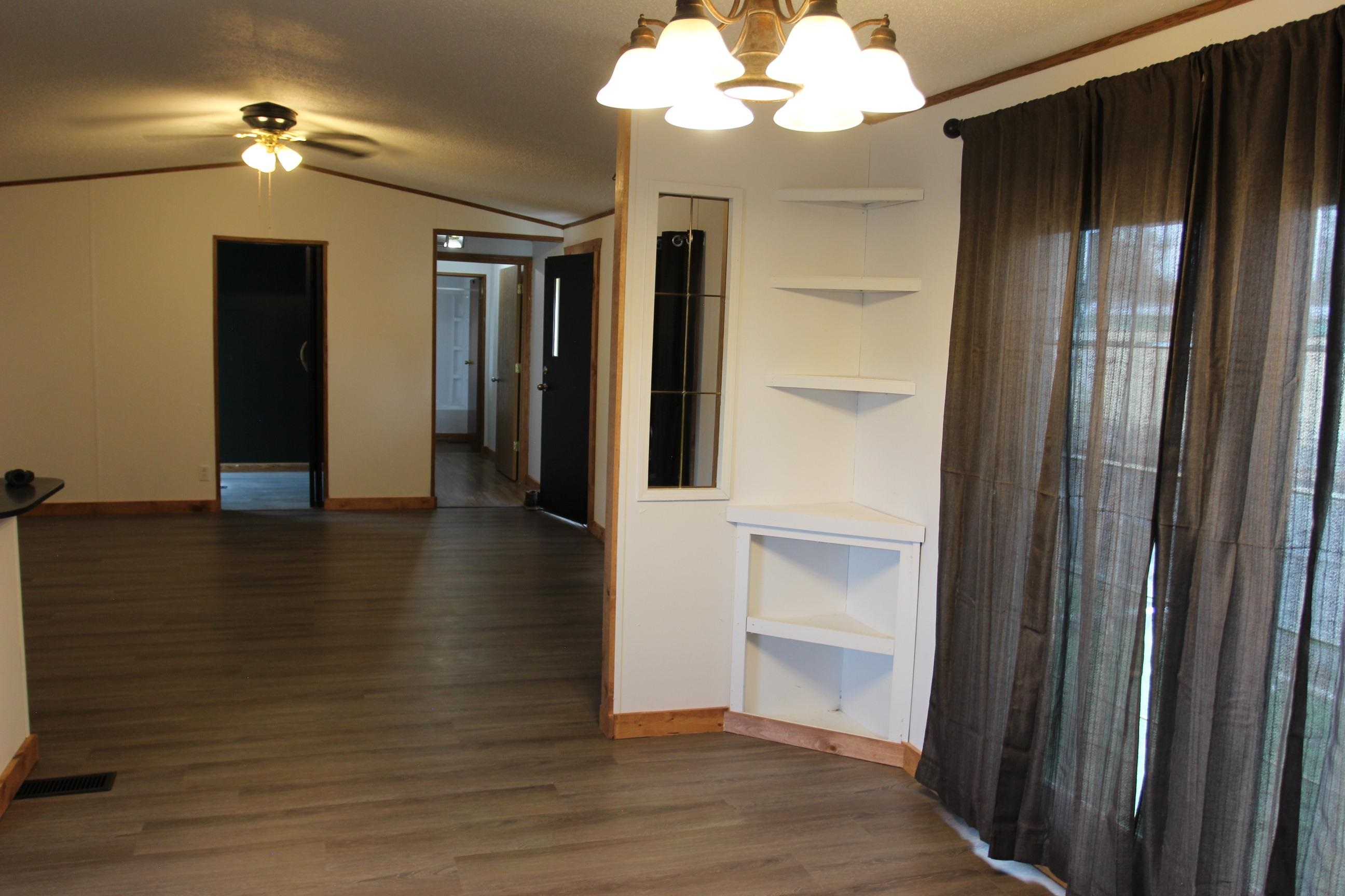 25092 Needle View Place Property Photo 5