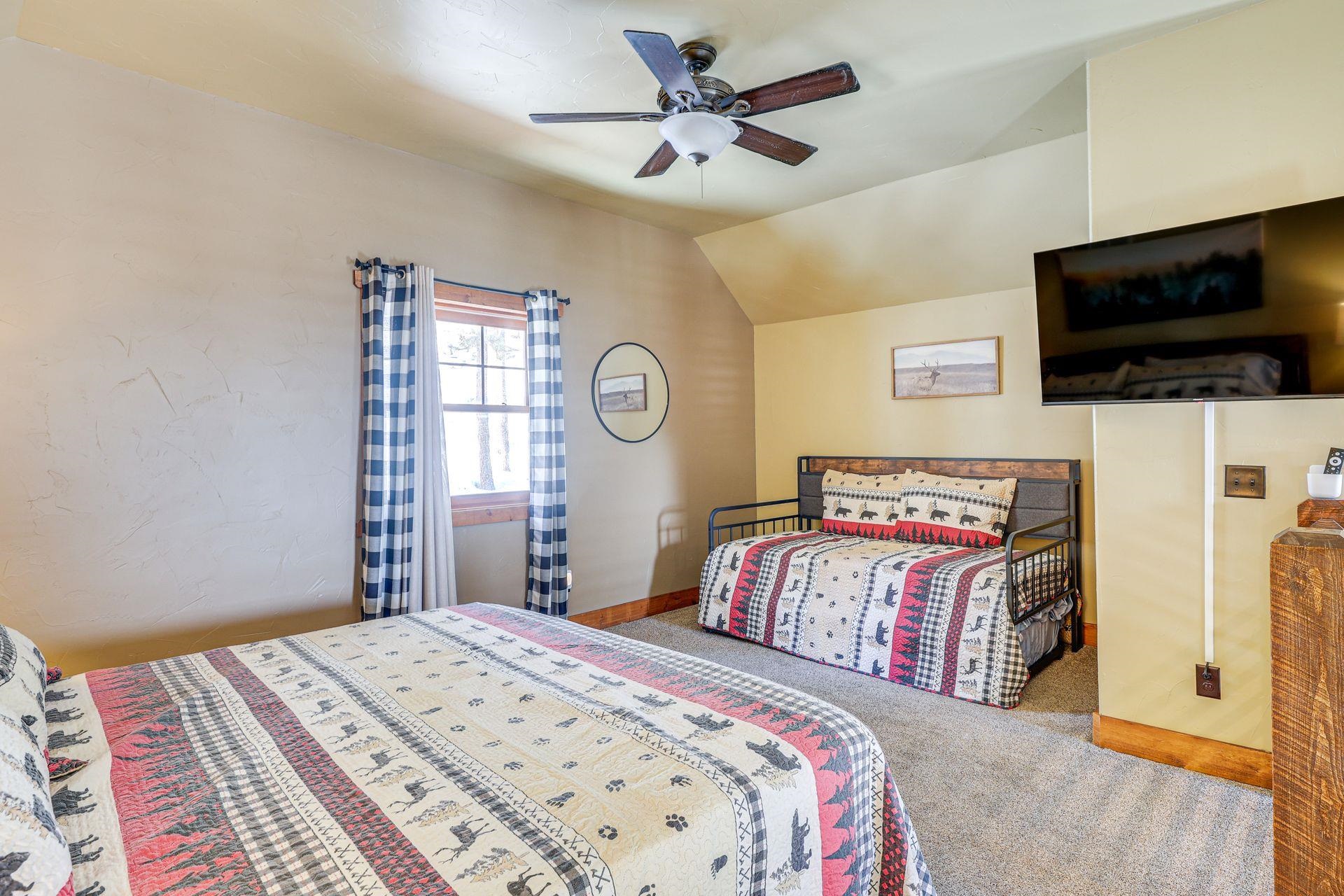 21163 Gilded Mountain Loop Property Photo 15