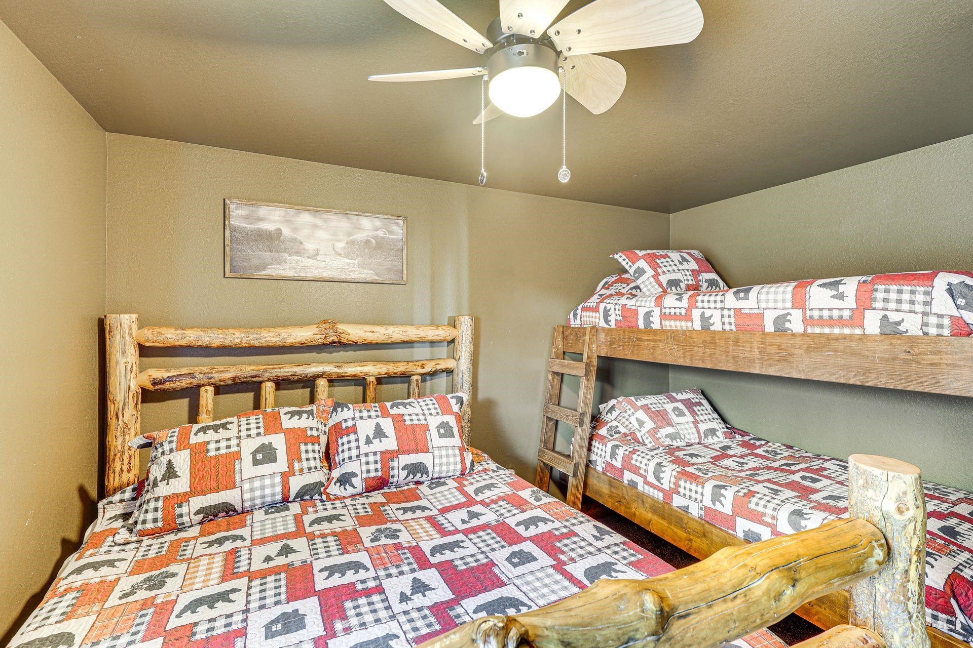 21163 Gilded Mountain Loop Property Photo 24