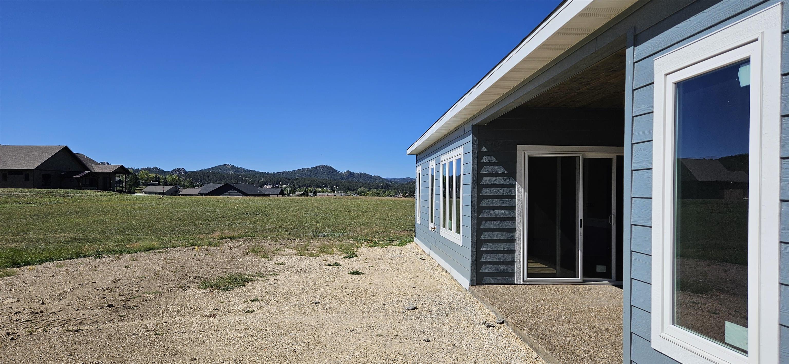 242 Stone Hill Property Photo 5
