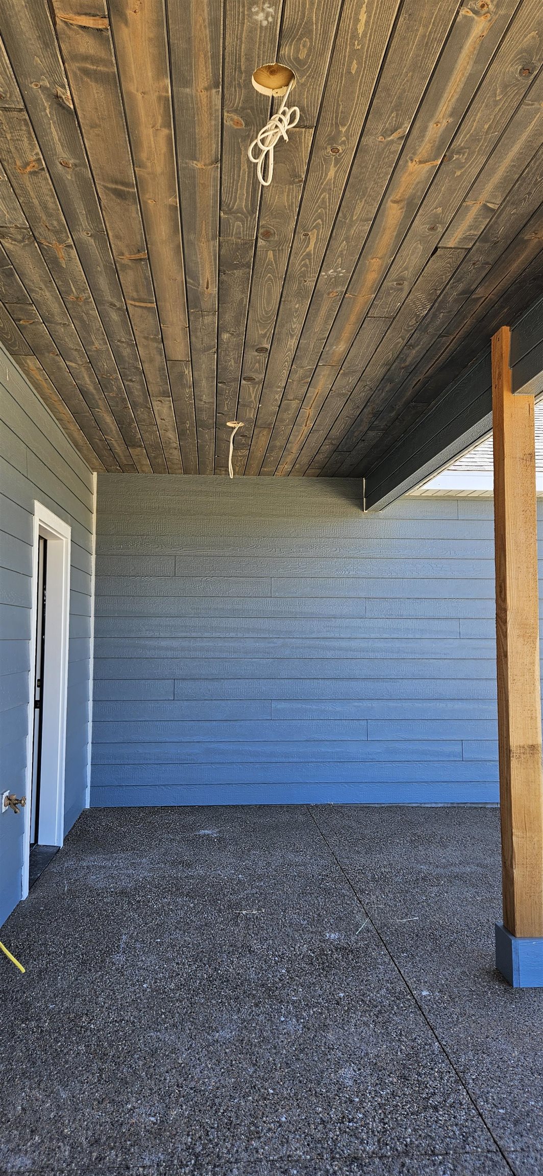 242 Stone Hill Property Photo 8