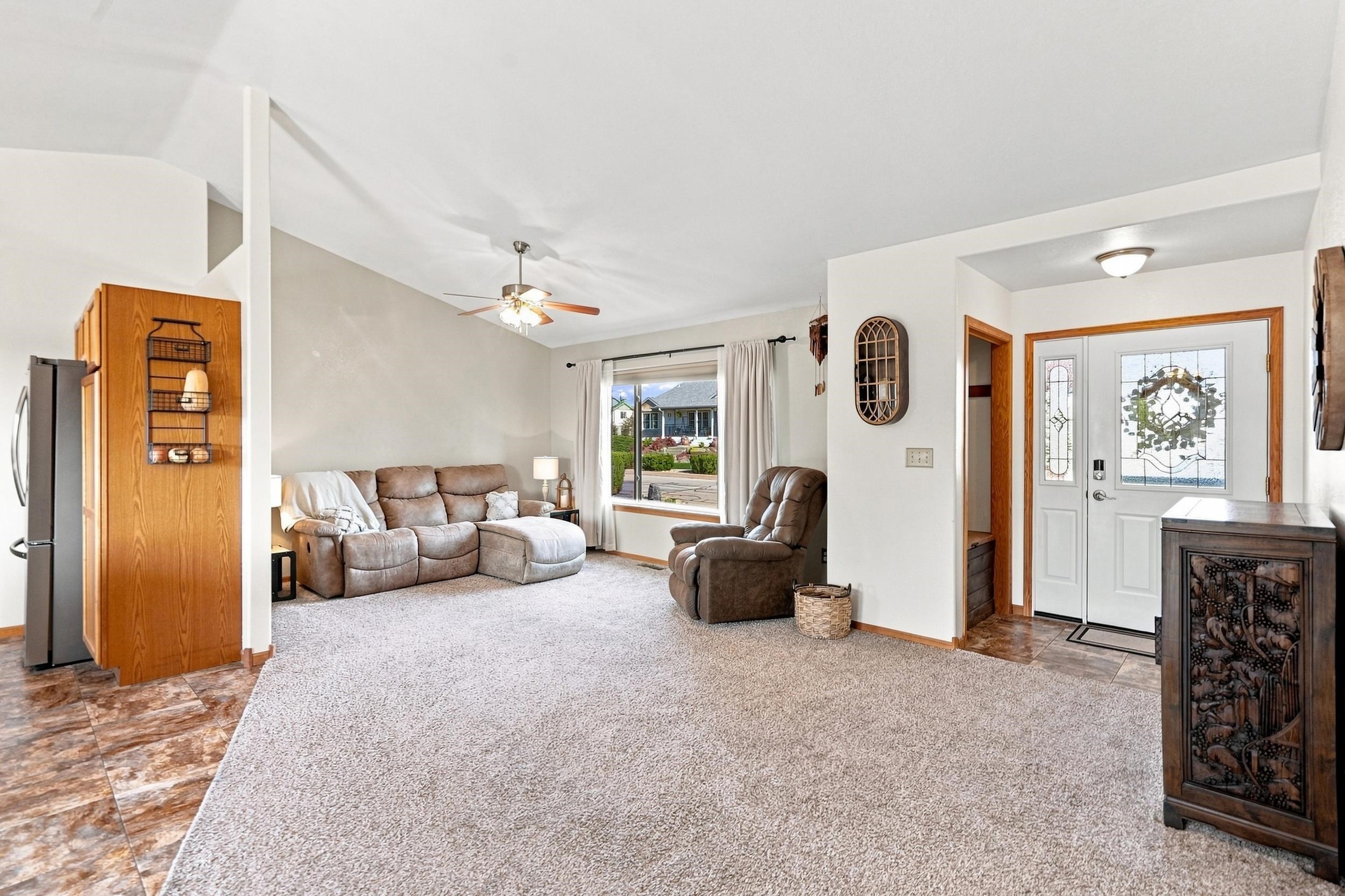 3053 Willowbend Road Property Photo 6