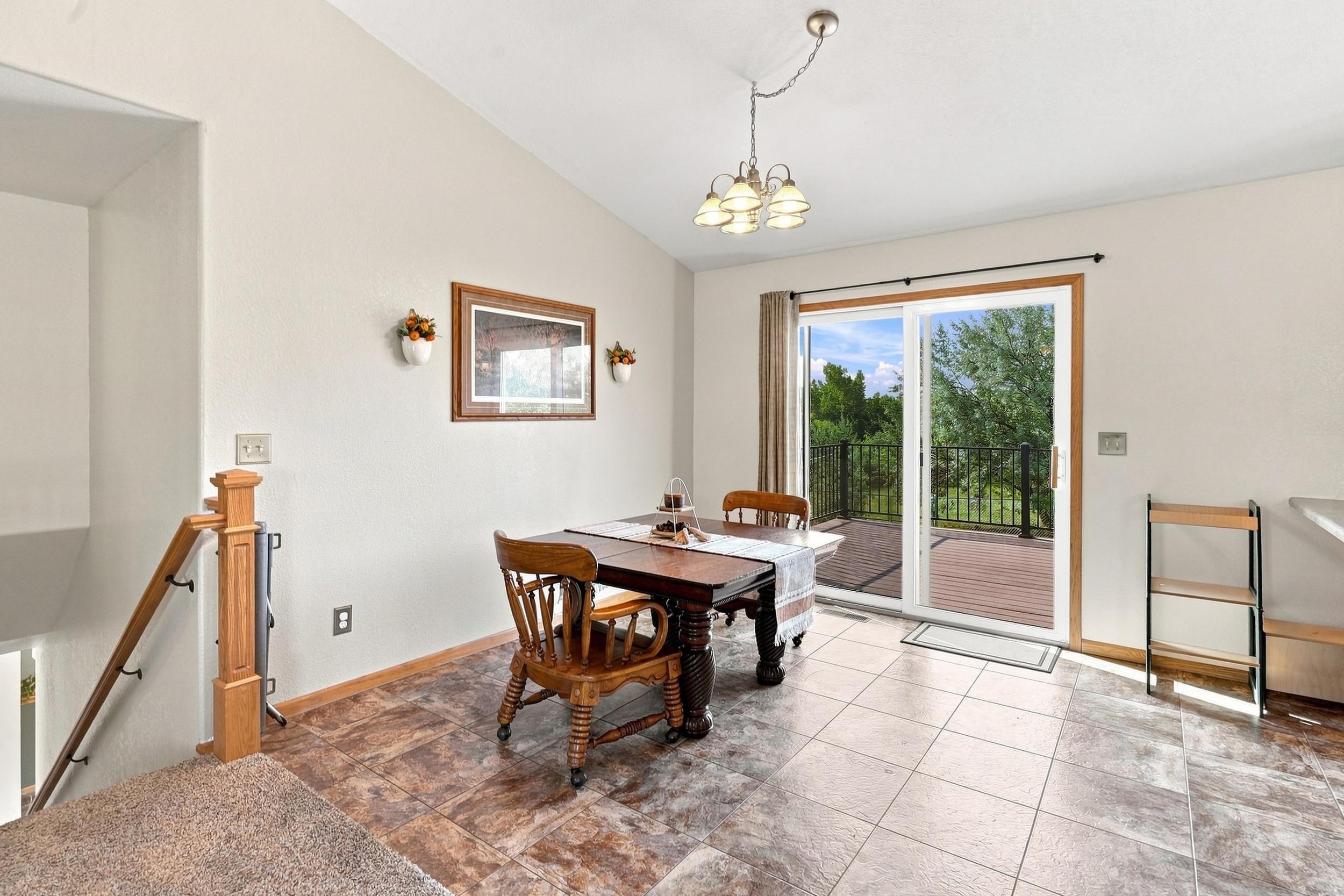3053 Willowbend Road Property Photo 11