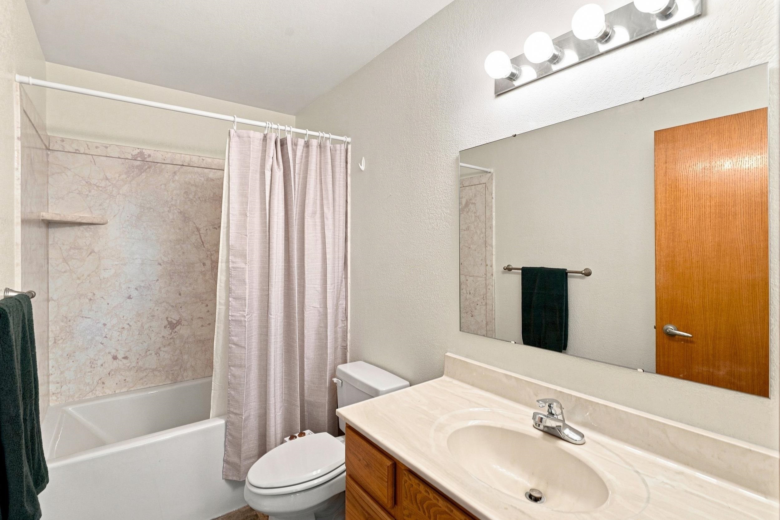 3053 Willowbend Road Property Photo 18