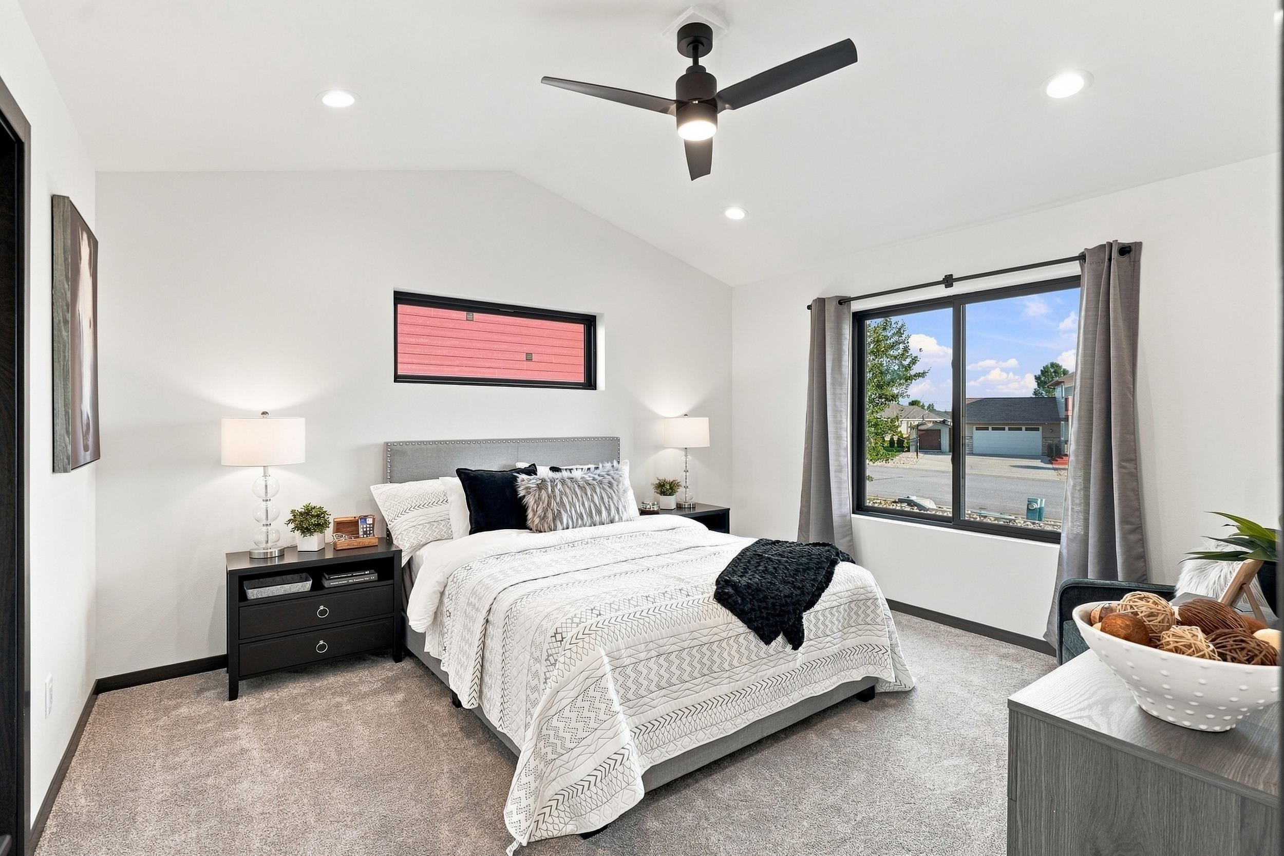 1823 Reserve Street Property Photo 14