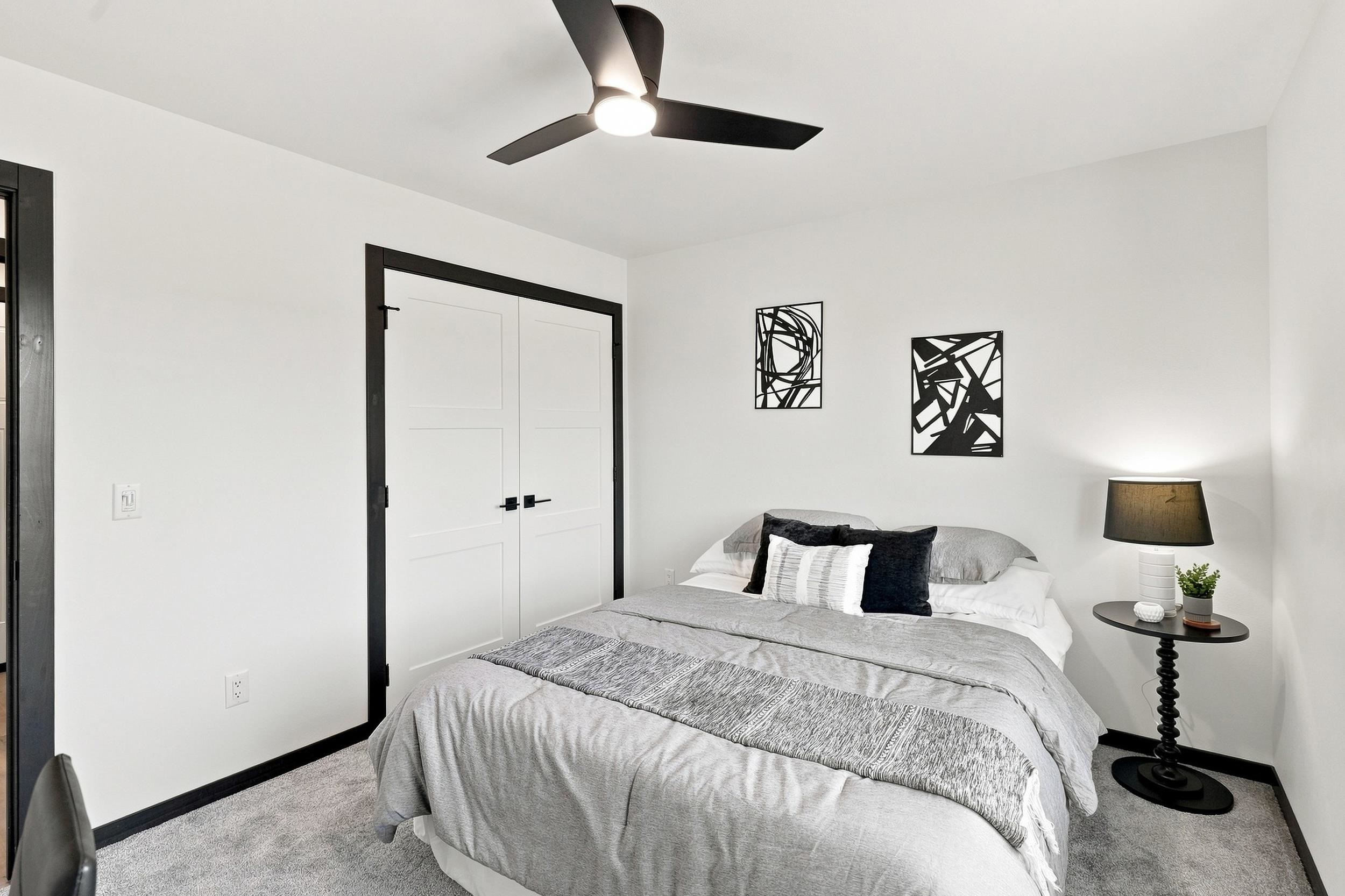 1823 Reserve Street Property Photo 19