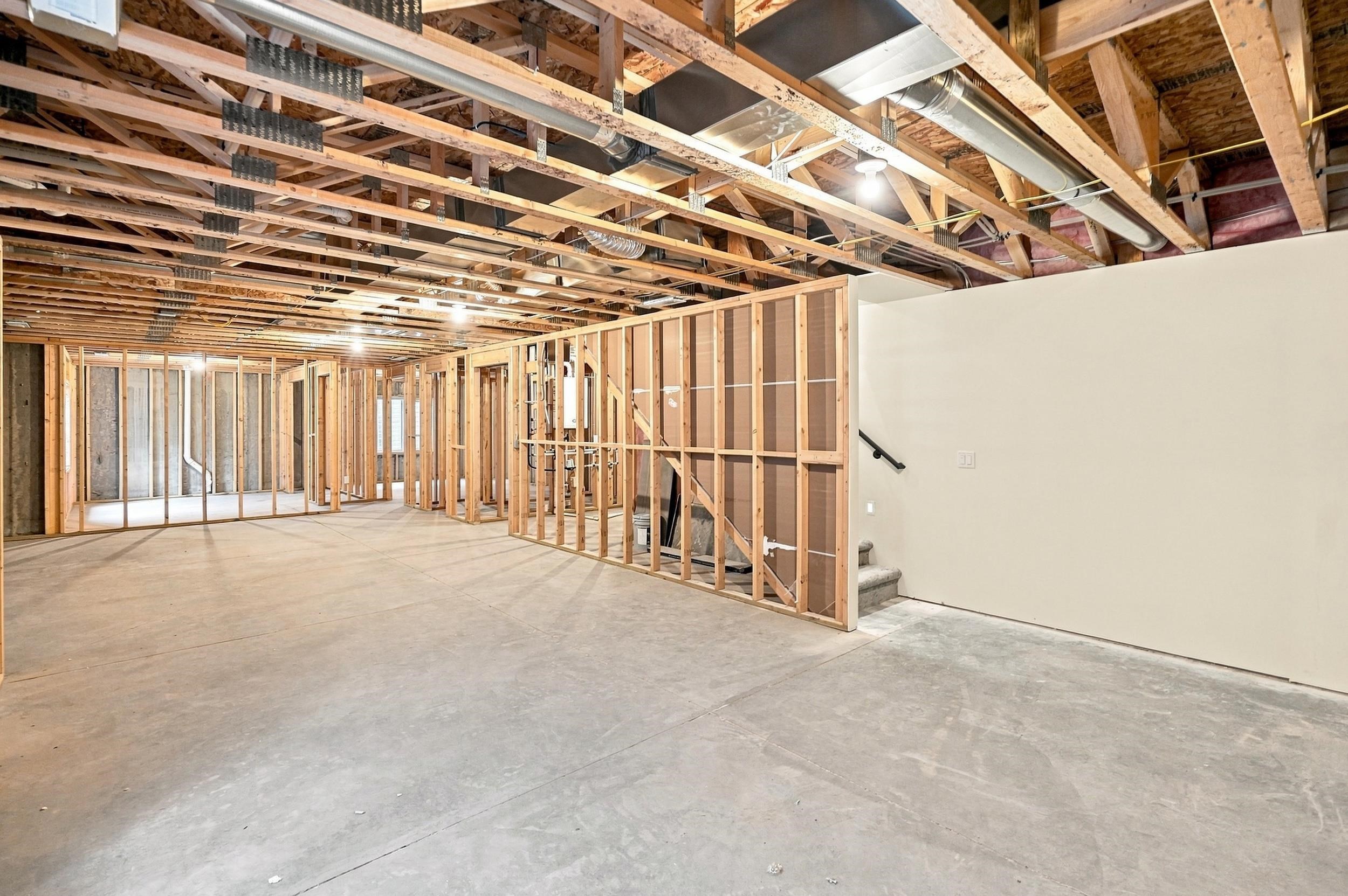 1823 Reserve Street Property Photo 24