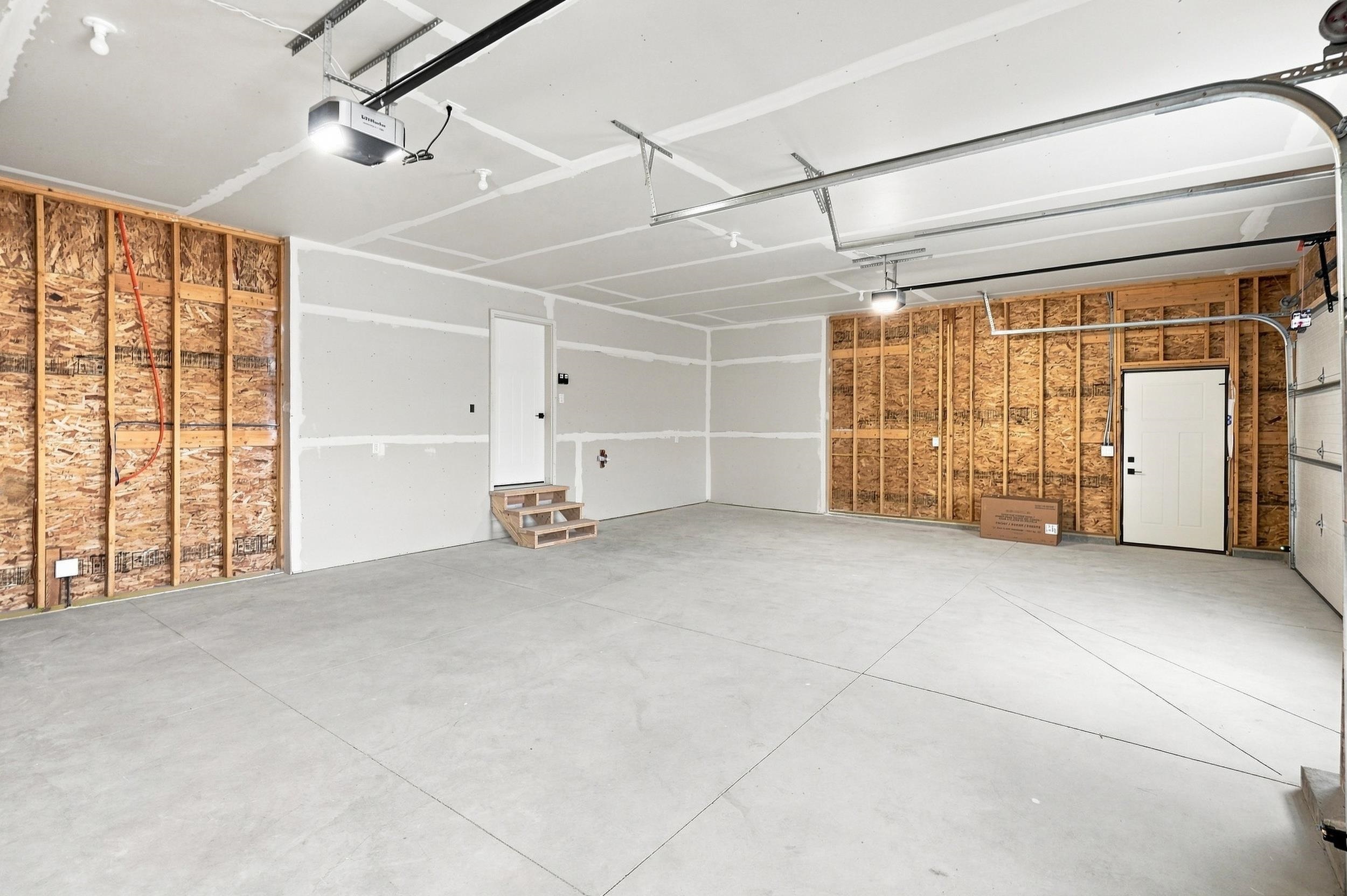 1823 Reserve Street Property Photo 28