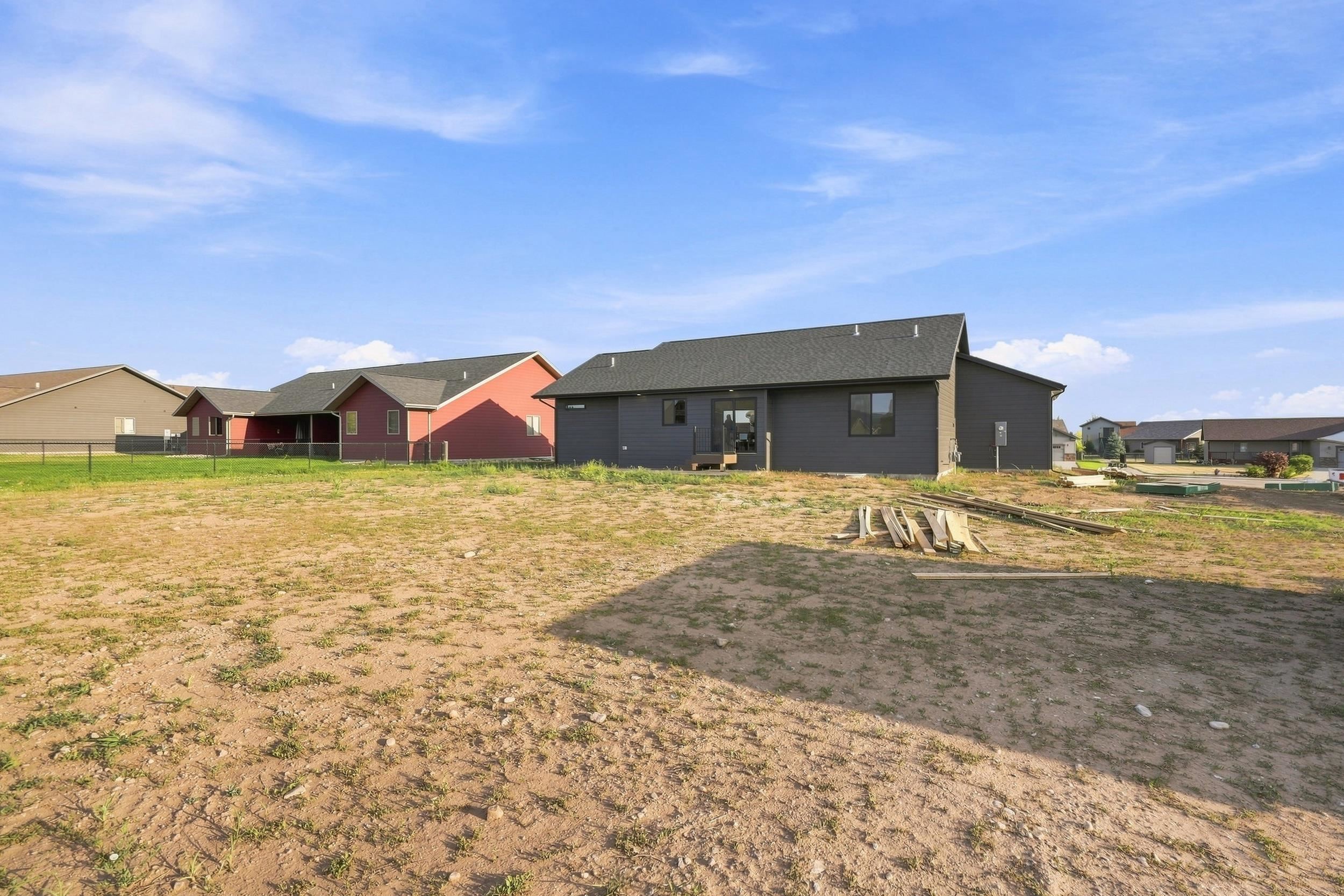 1823 Reserve Street Property Photo 32
