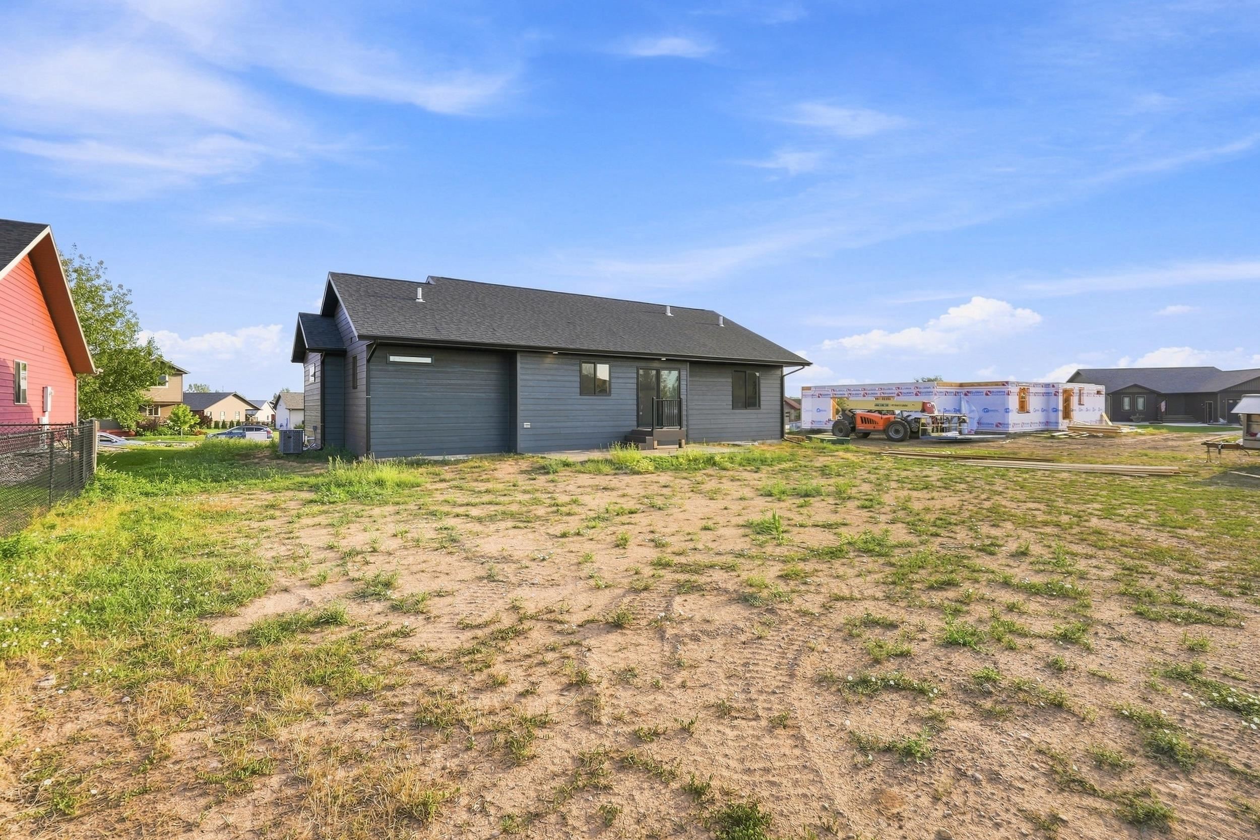 1823 Reserve Street Property Photo 33