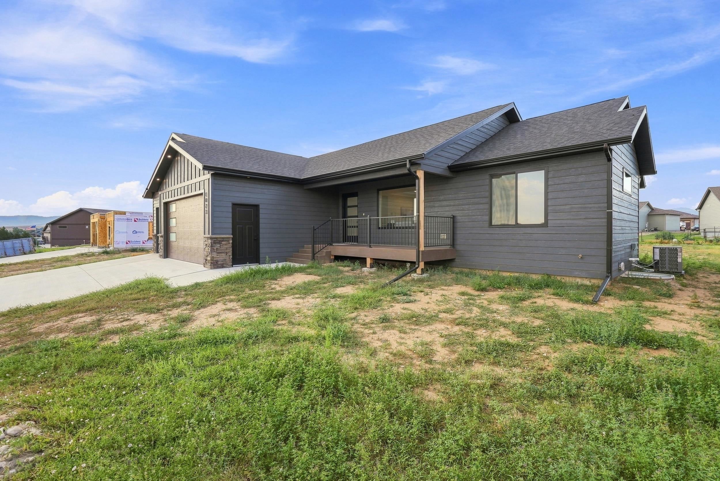 1823 Reserve Street Property Photo 35