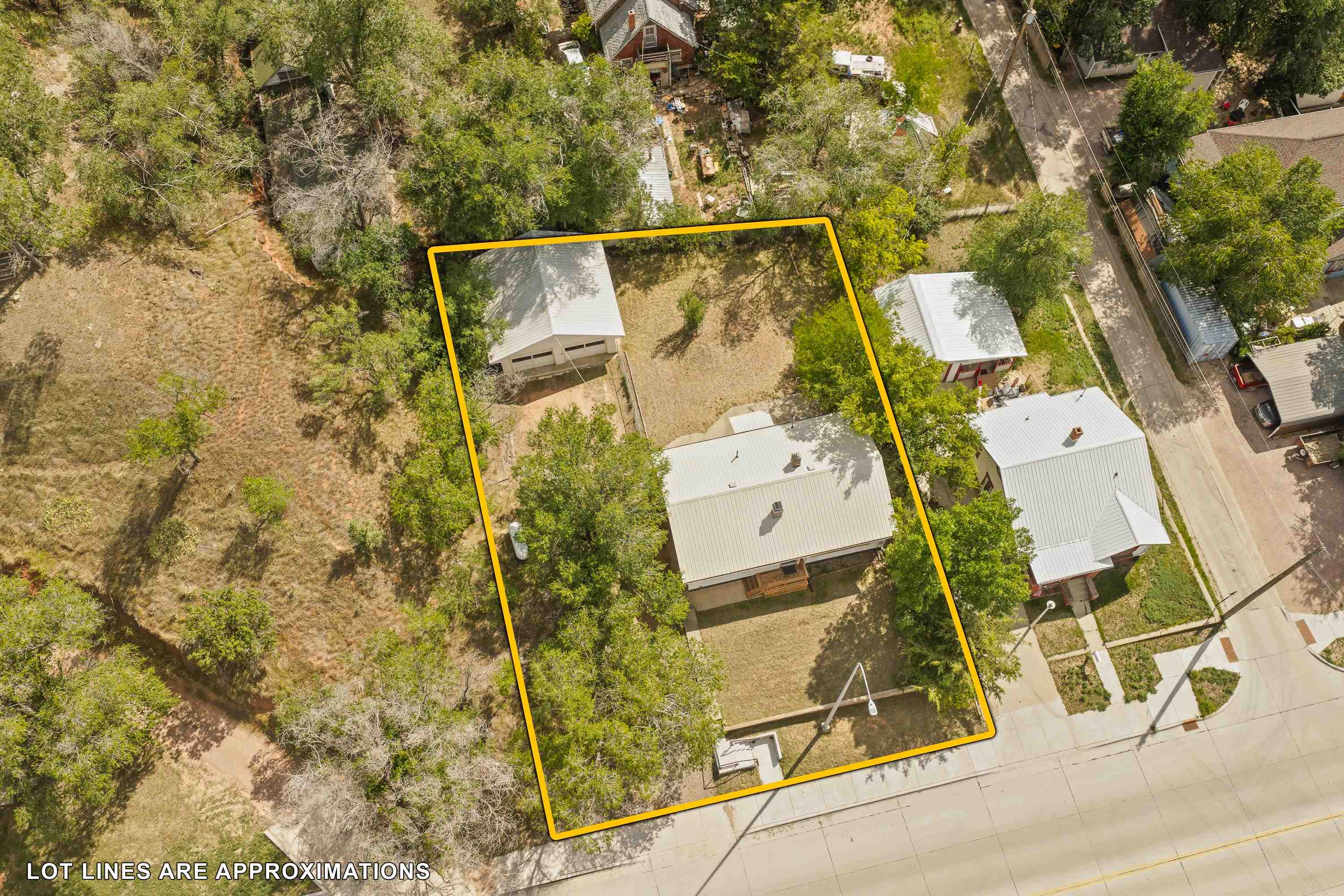 535 Battle Mountain Avenue Property Photo 3
