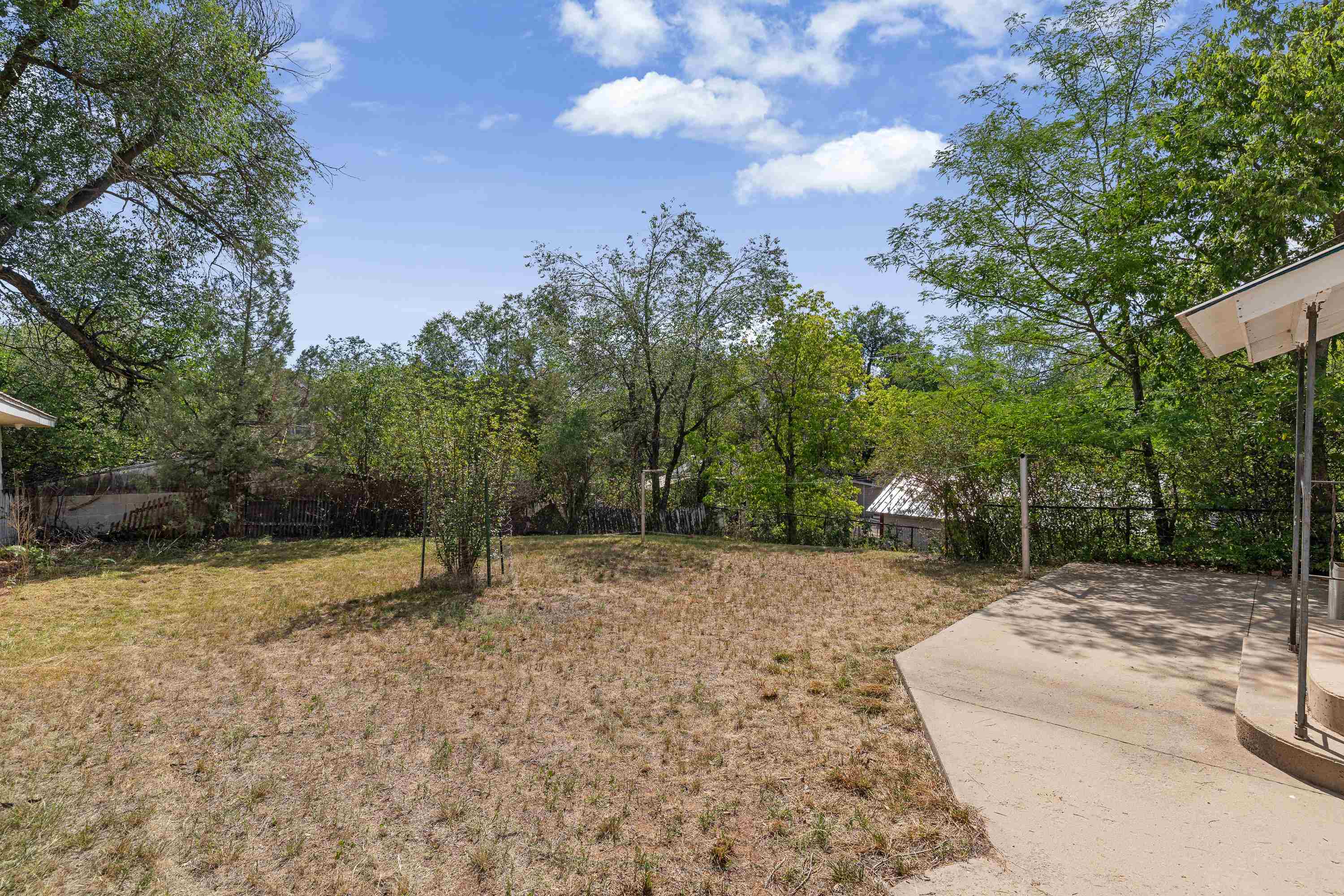 535 Battle Mountain Avenue Property Photo 22