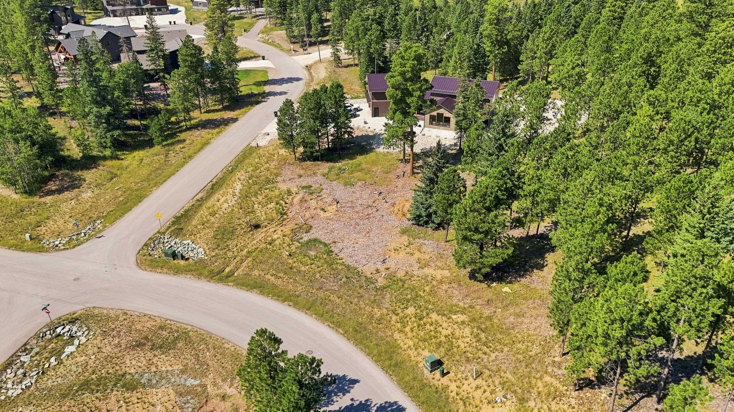 Lot 6 Block 11 SE Trailside Road Property Photo 1