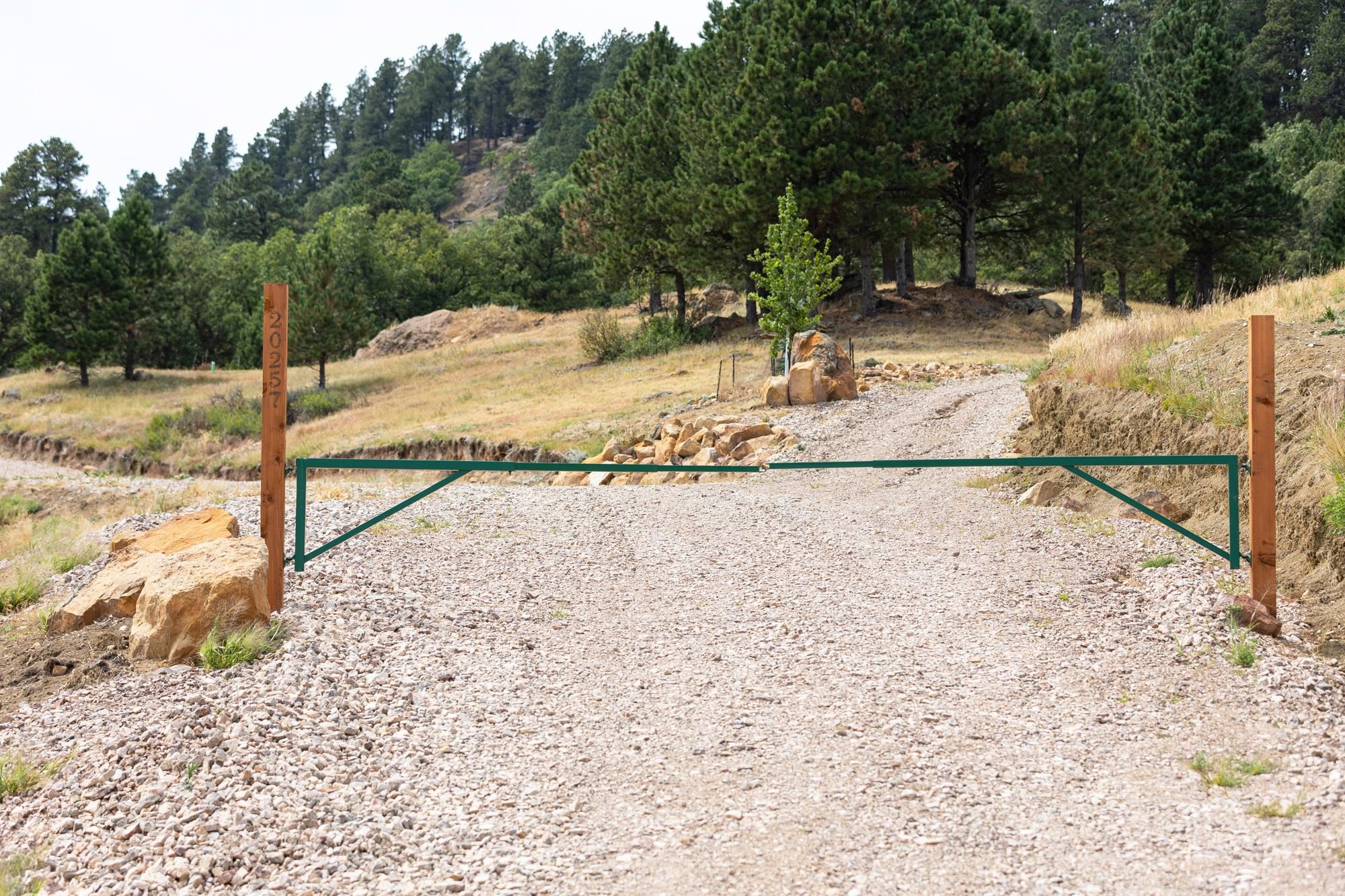 20257 Heavenly Hills Road Property Photo 6