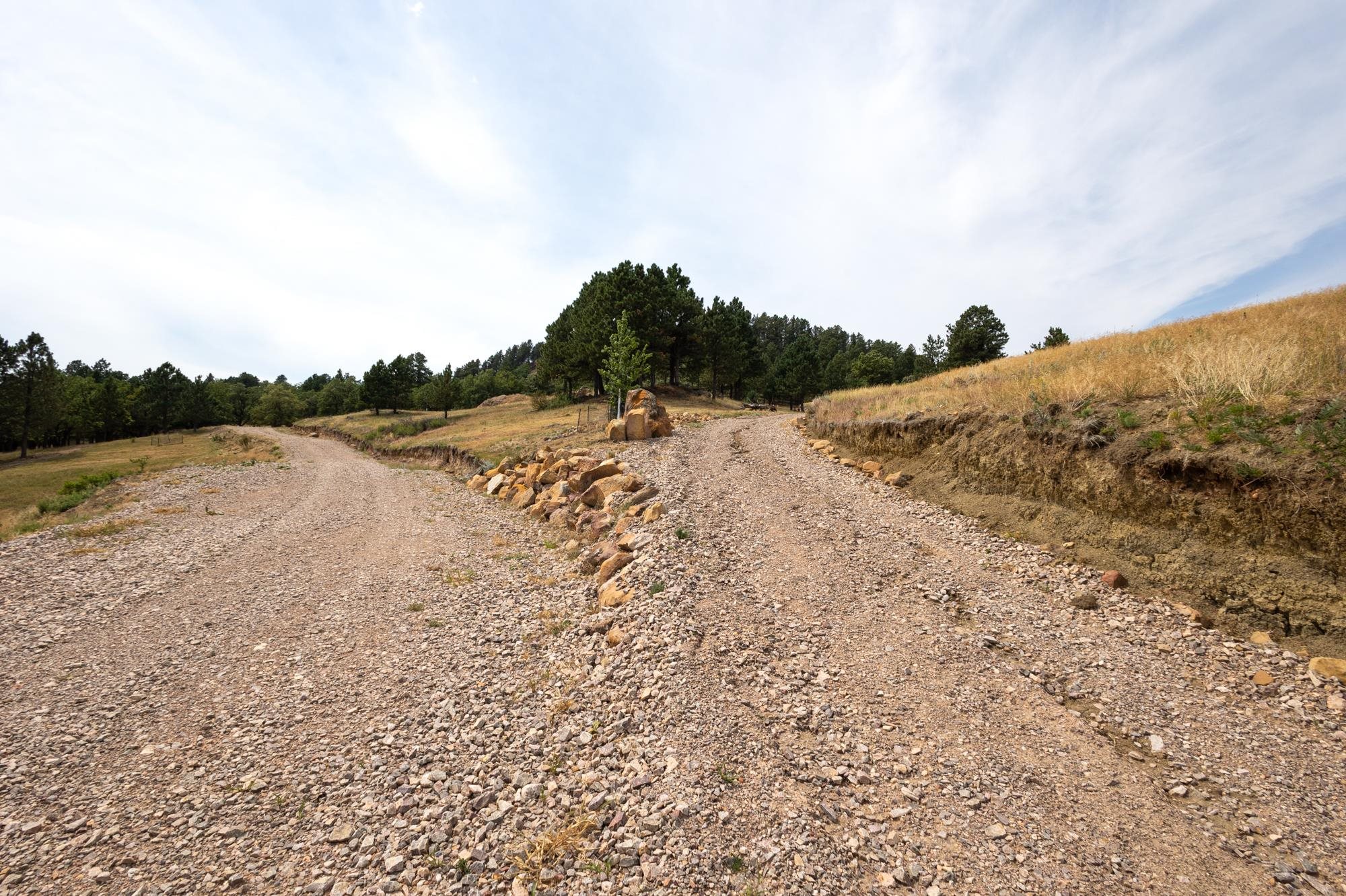20257 Heavenly Hills Road Property Photo 7