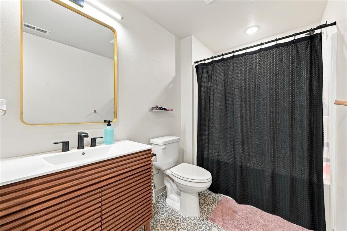 19195 Black Oak Ln Property Photo 21