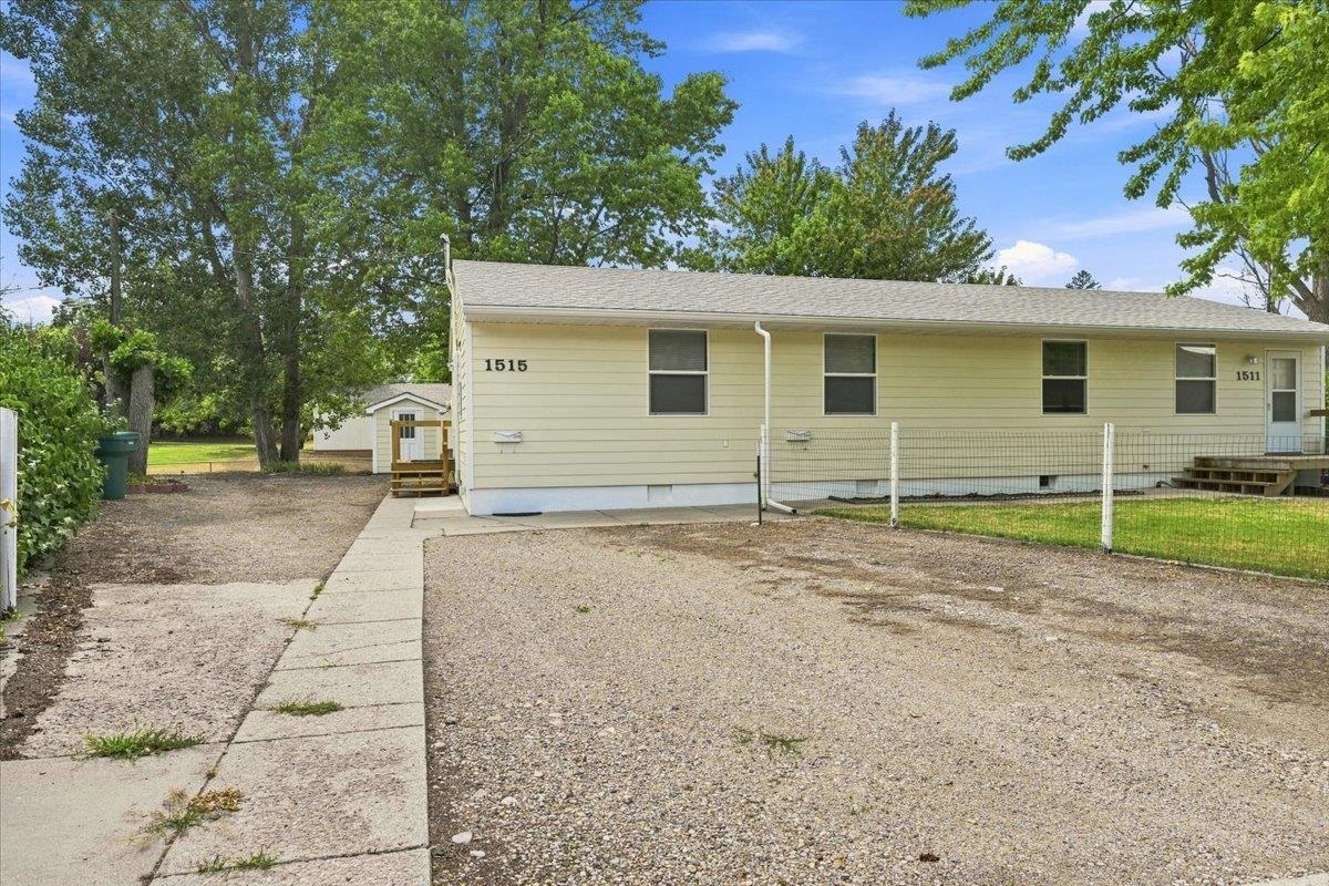 1511 & 1515 Meade Avenue Property Photo 1