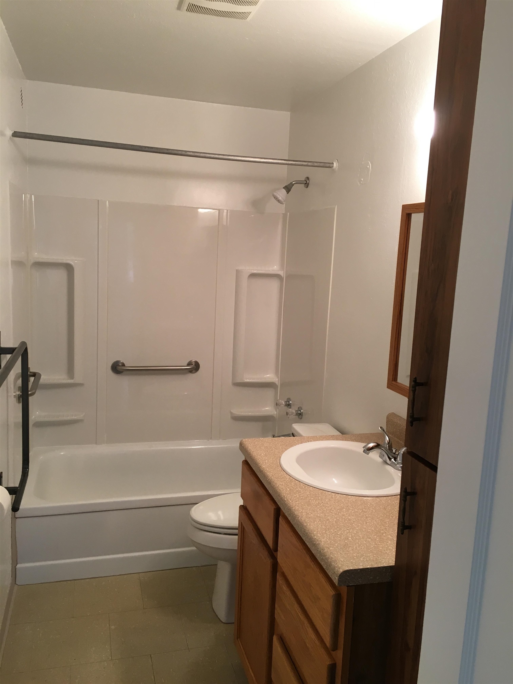 1511 & 1515 Meade Avenue Property Photo 20
