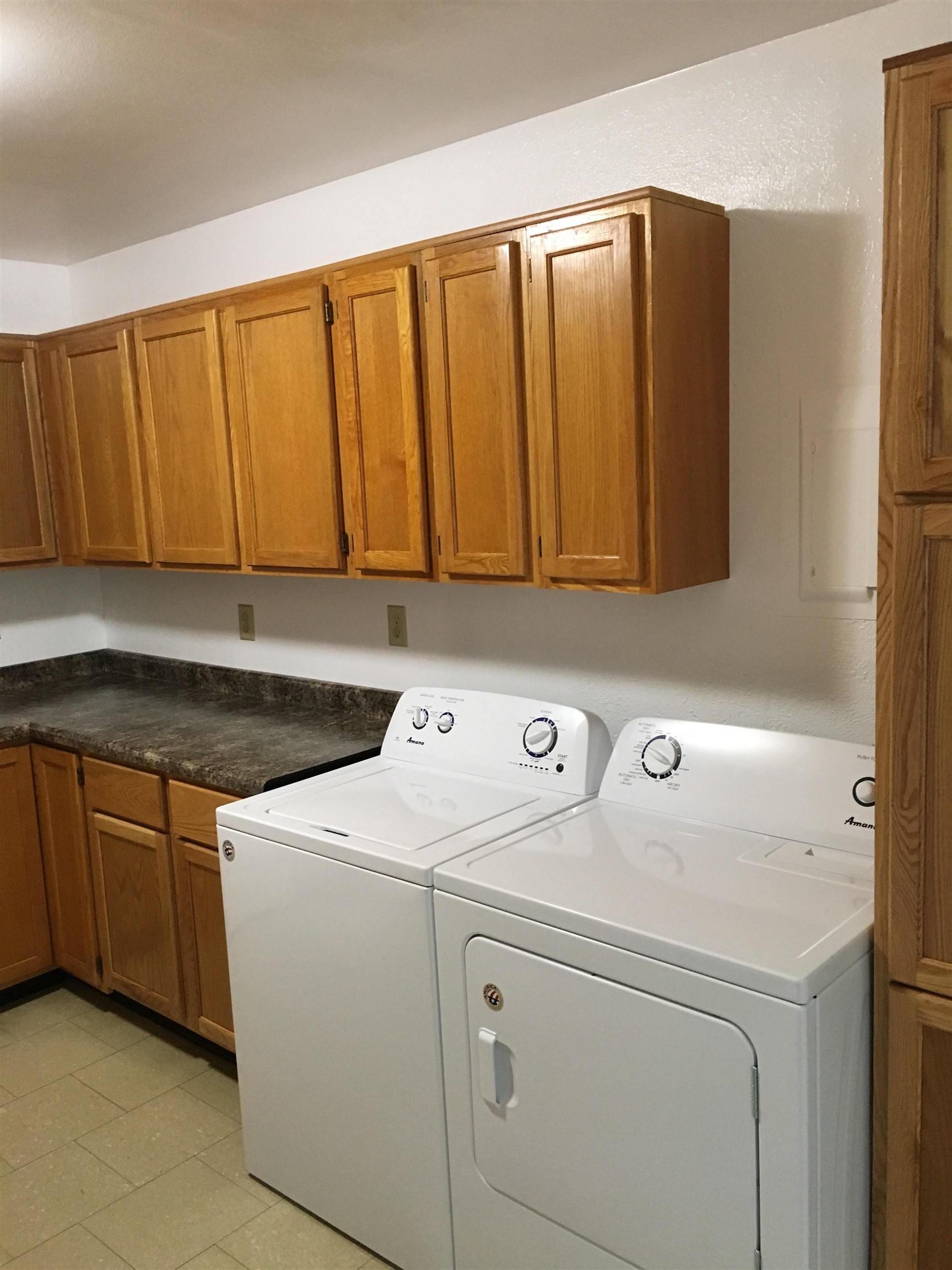 1511 & 1515 Meade Avenue Property Photo 22