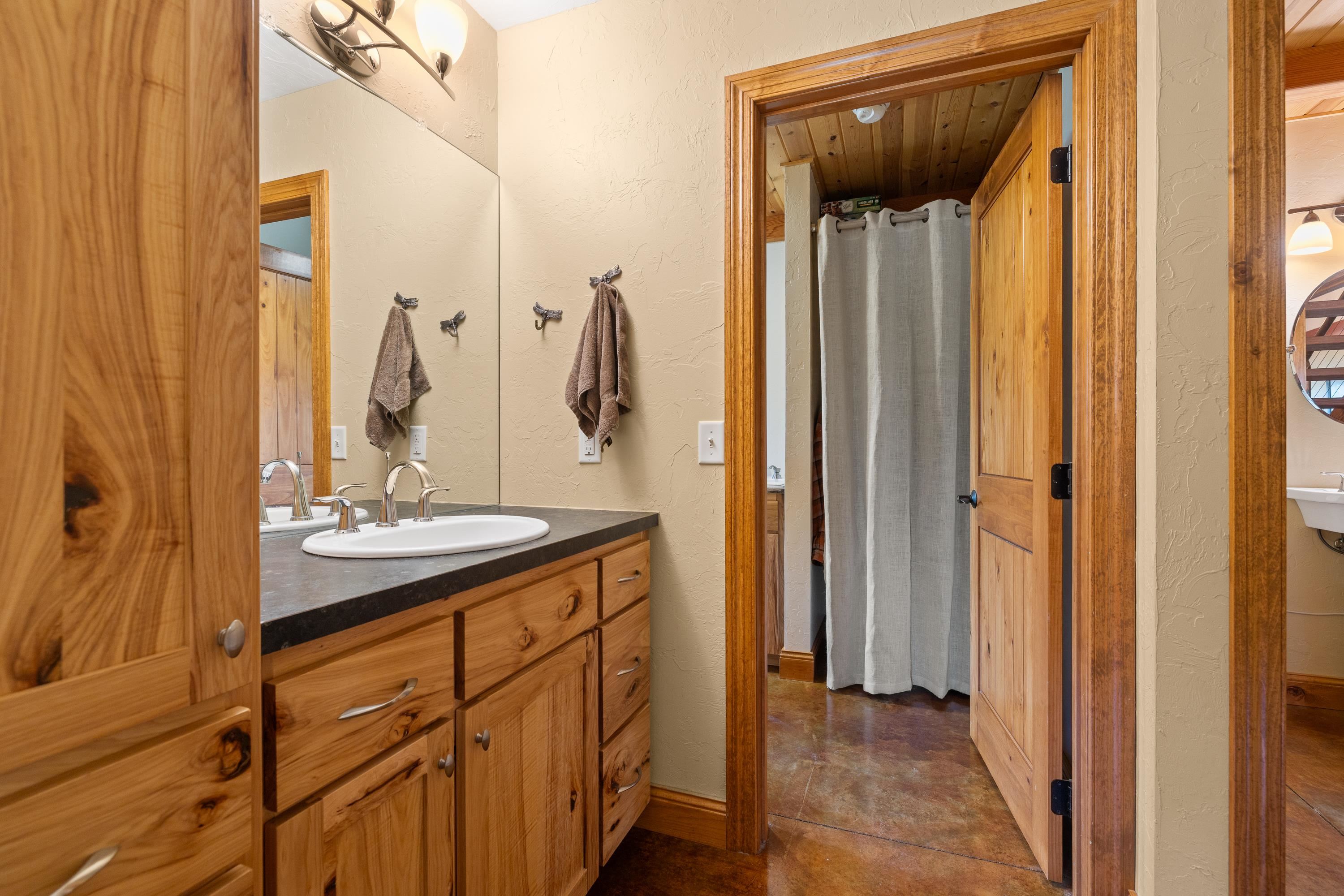 24711 Blue Jean Trail Property Photo 13