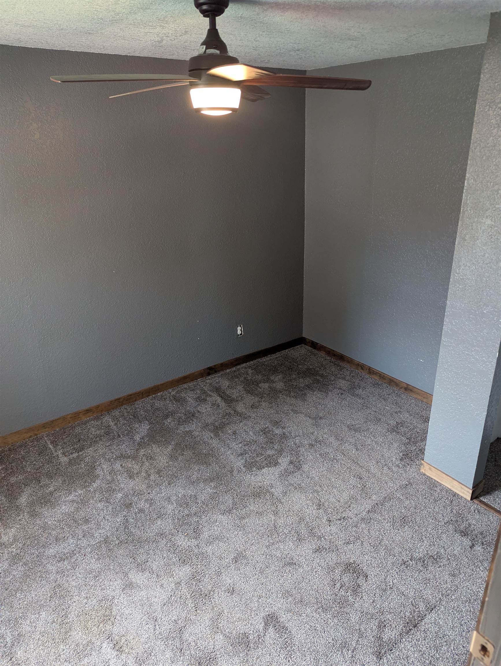 820 Montgomery Street Property Photo 14