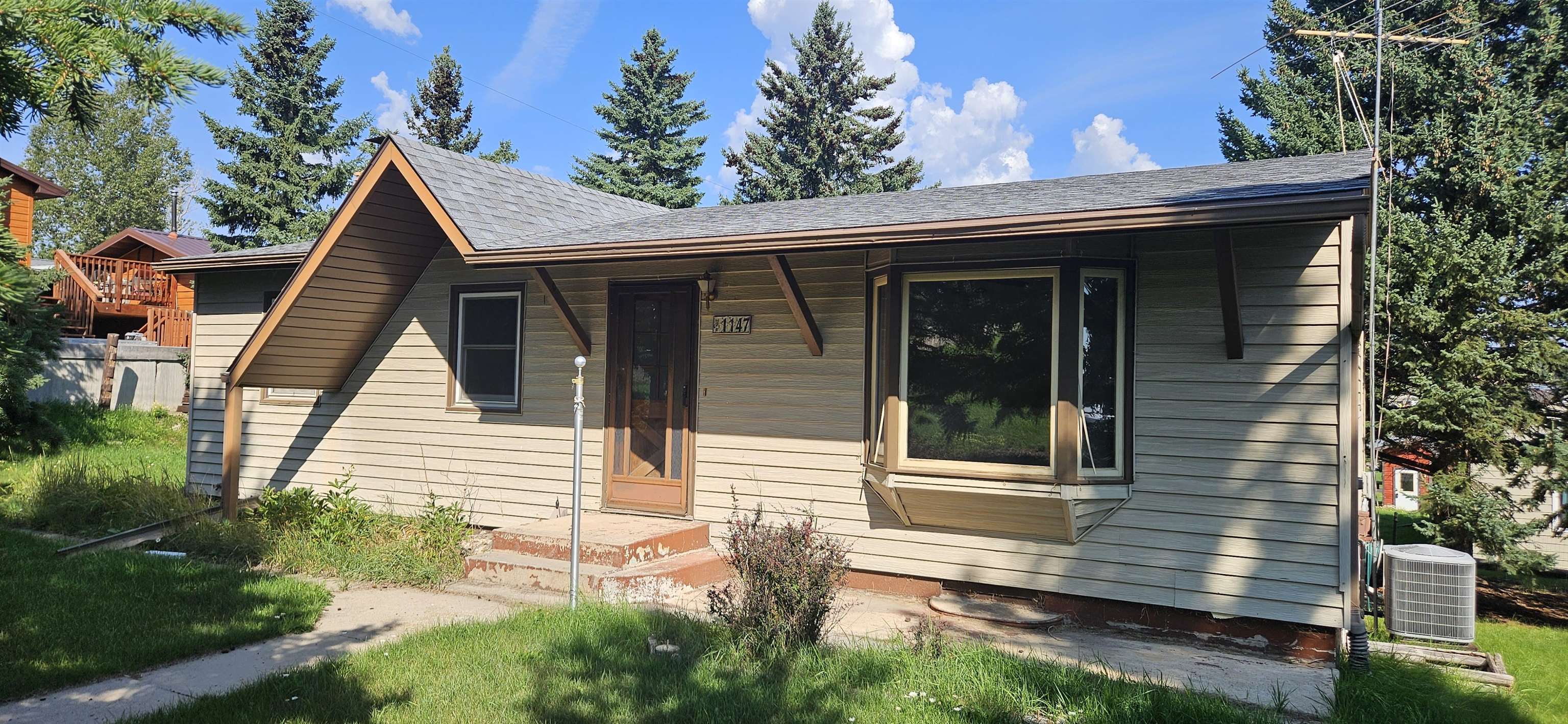 1147 Sherman Street Property Photo 6