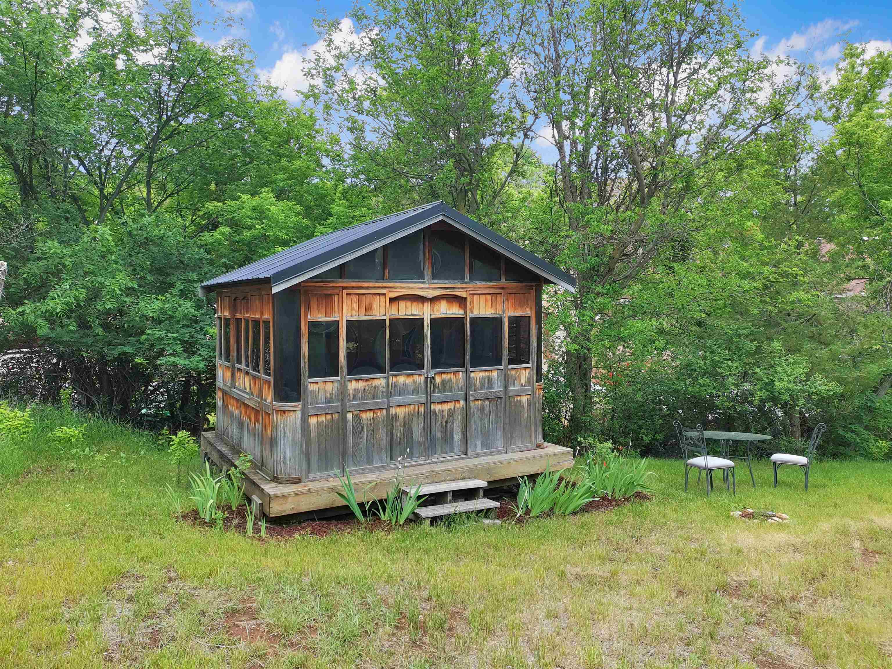 518 Beaver Ave Property Photo 32