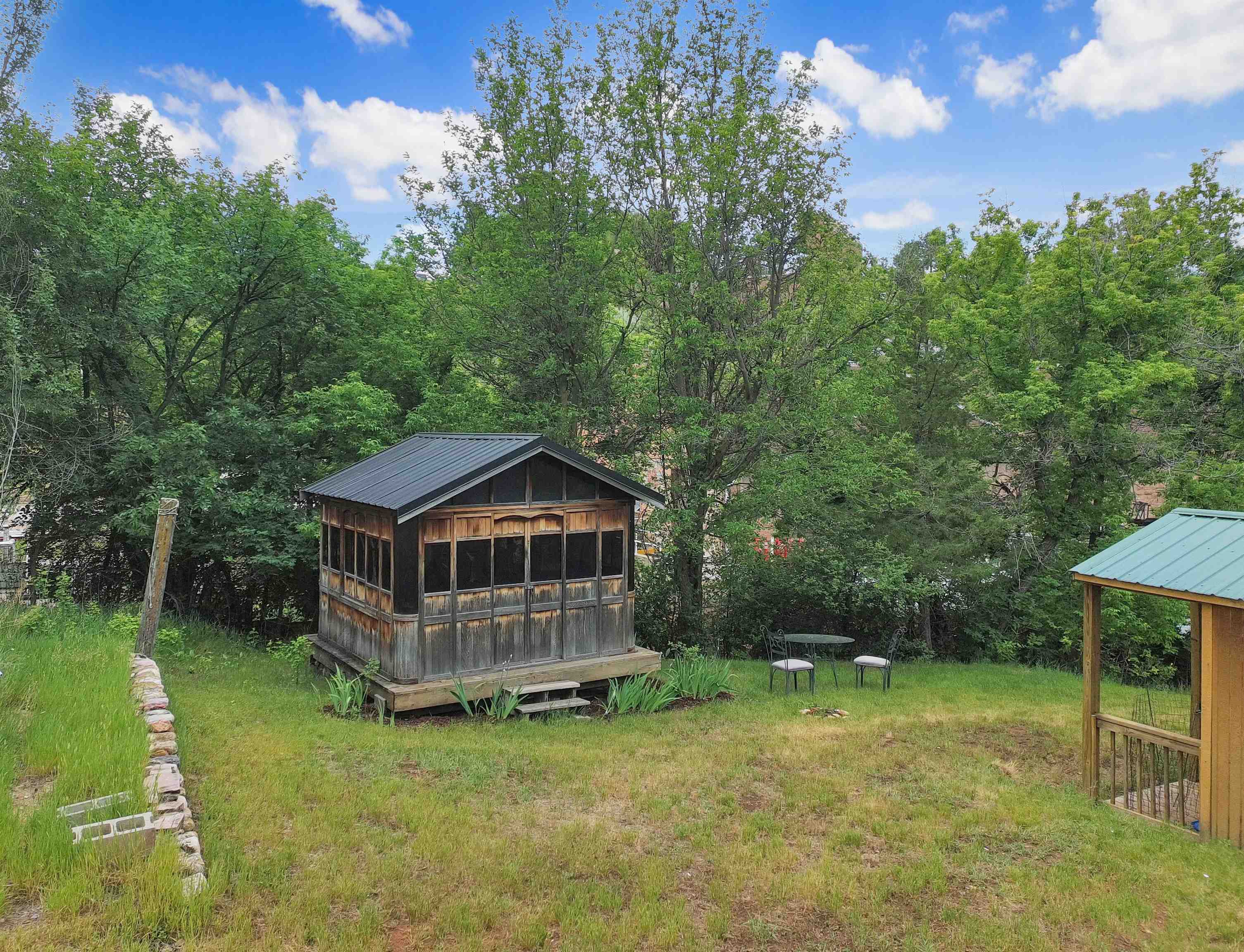 518 Beaver Ave Property Photo 33