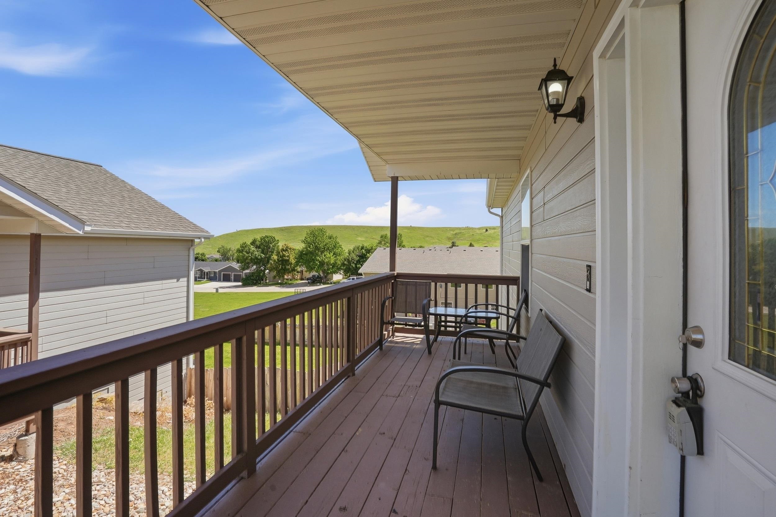 910 Heritage Drive Property Photo 3