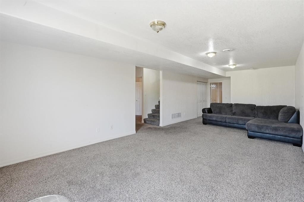 910 Heritage Drive Property Photo 14