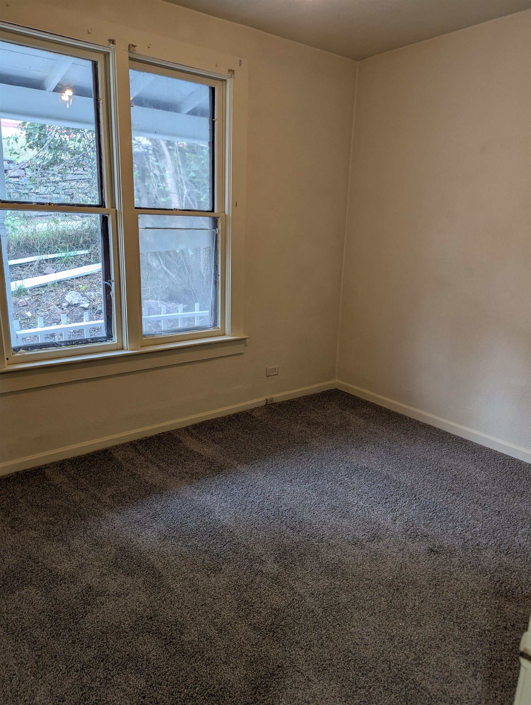 214 Milliken Street Property Photo 5