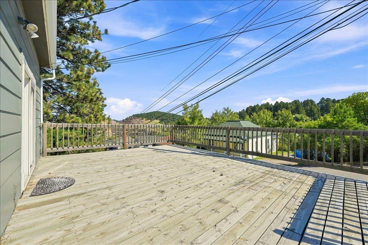 507 Bleeker Street Property Photo 23