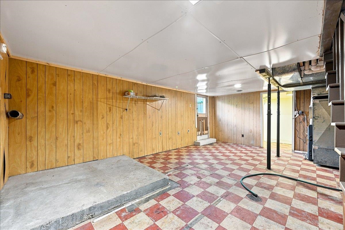 507 Bleeker Street Property Photo 30