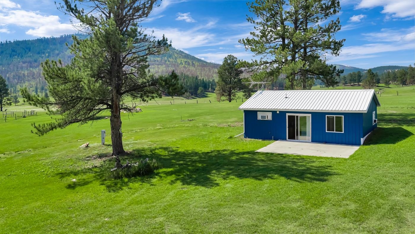 12677 Hazelrodt Cutoff Property Photo 1
