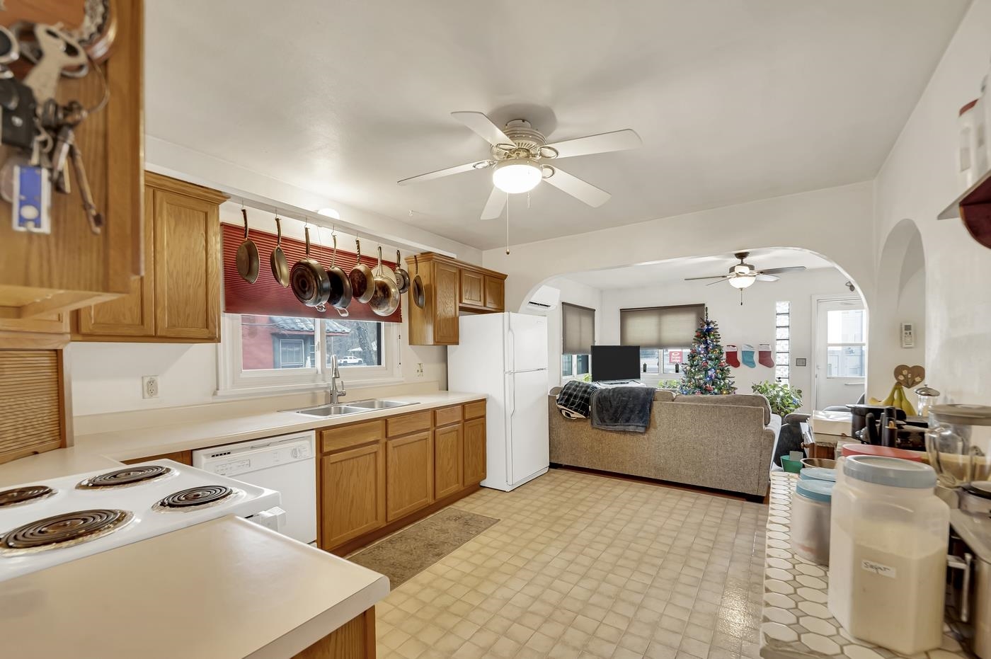 1106 S 6th Street Property Photo 10
