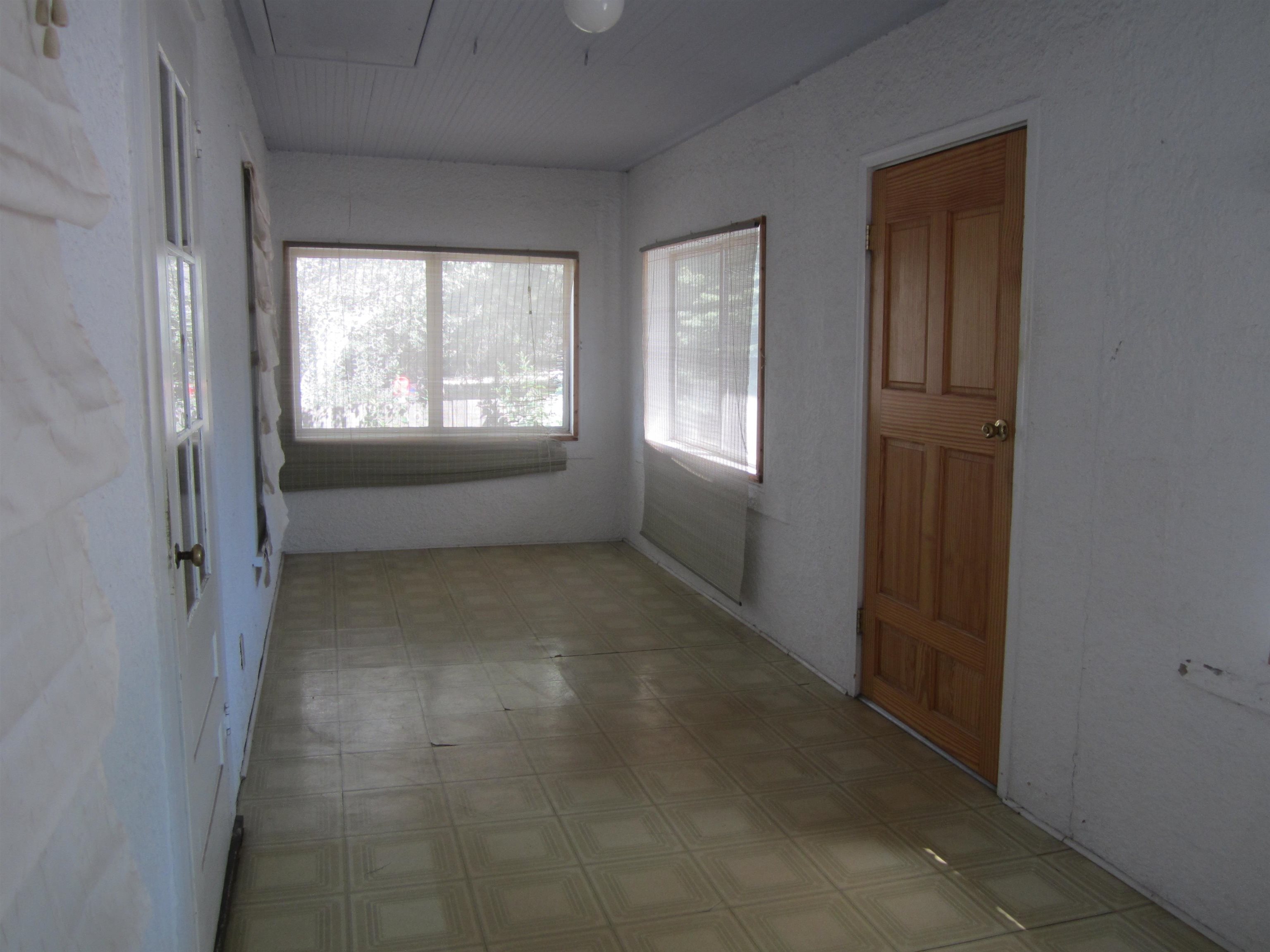102 N 6th Street Property Photo 4