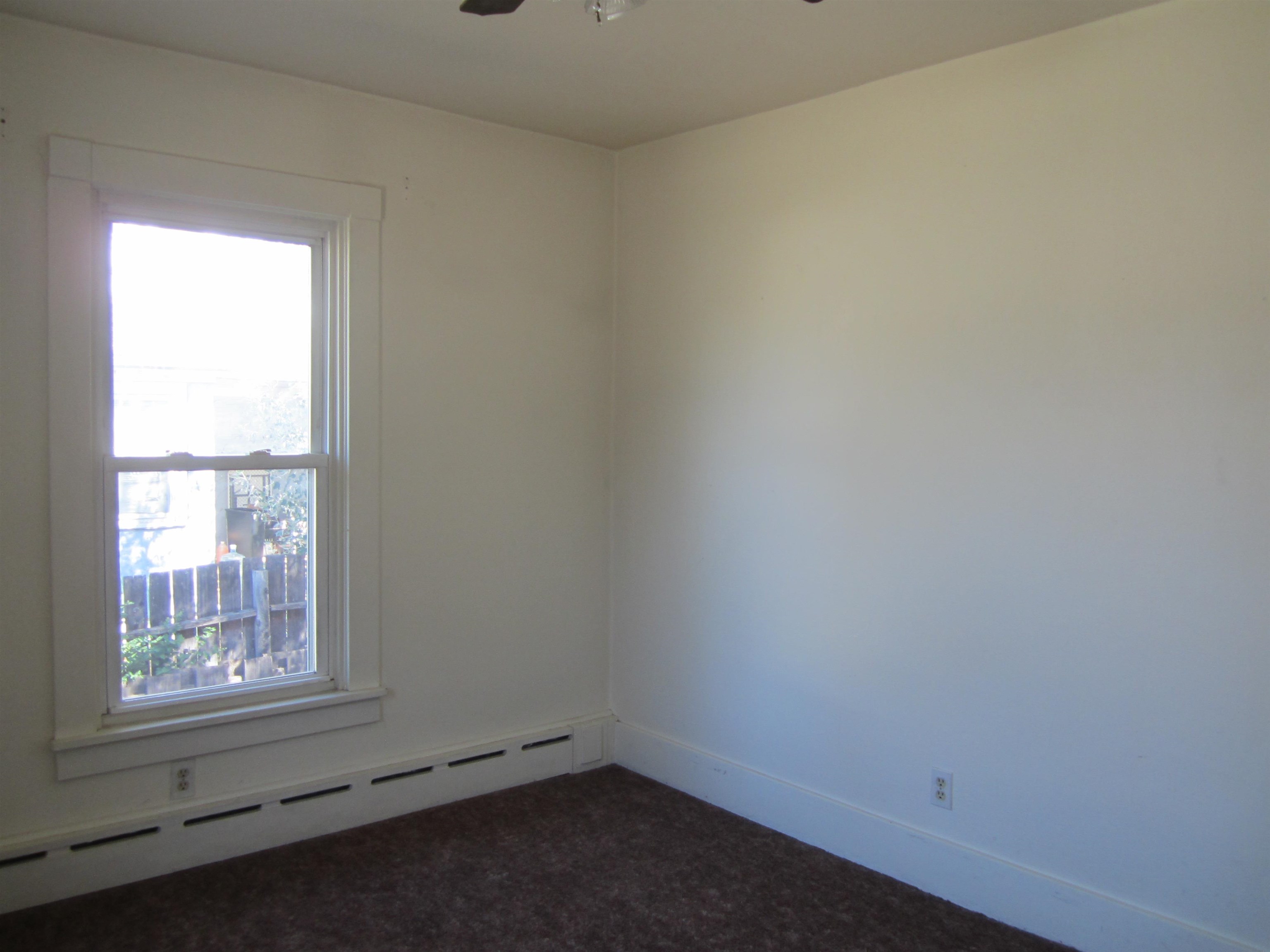 102 N 6th Street Property Photo 9