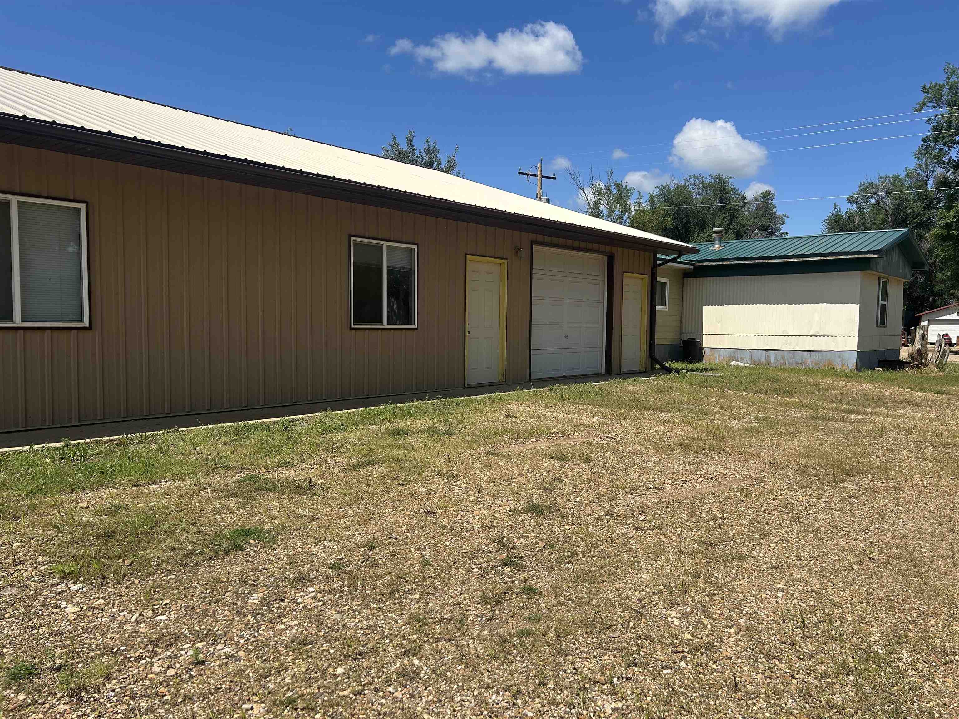 209 Pierre Street Property Photo 4