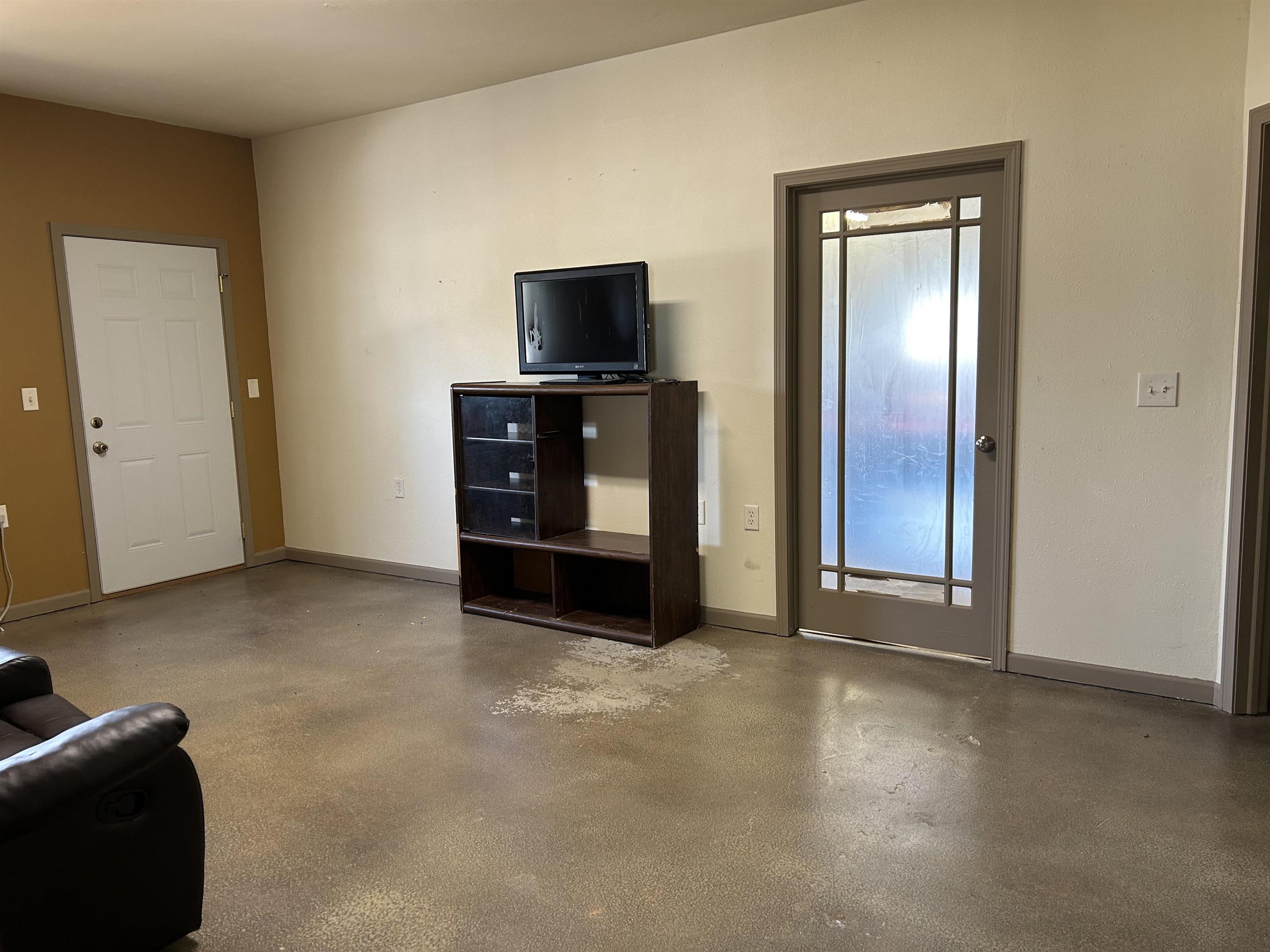 209 Pierre Street Property Photo 11