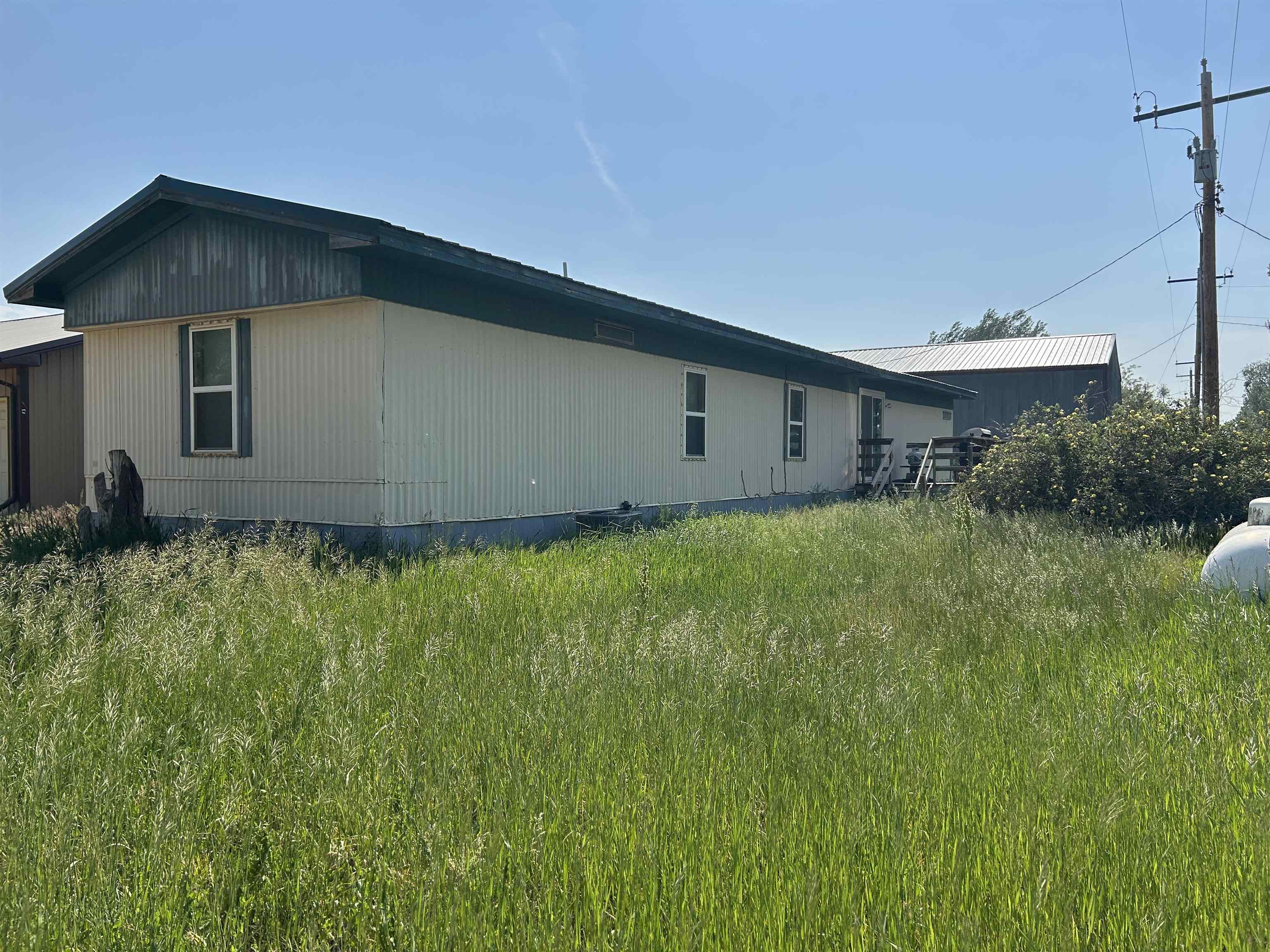 209 Pierre Street Property Photo 17