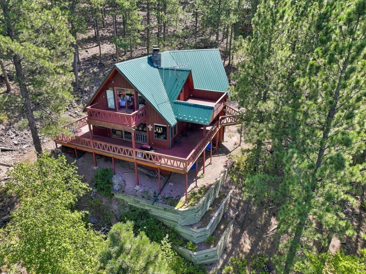 230 Matterhorn Drive Property Photo 1
