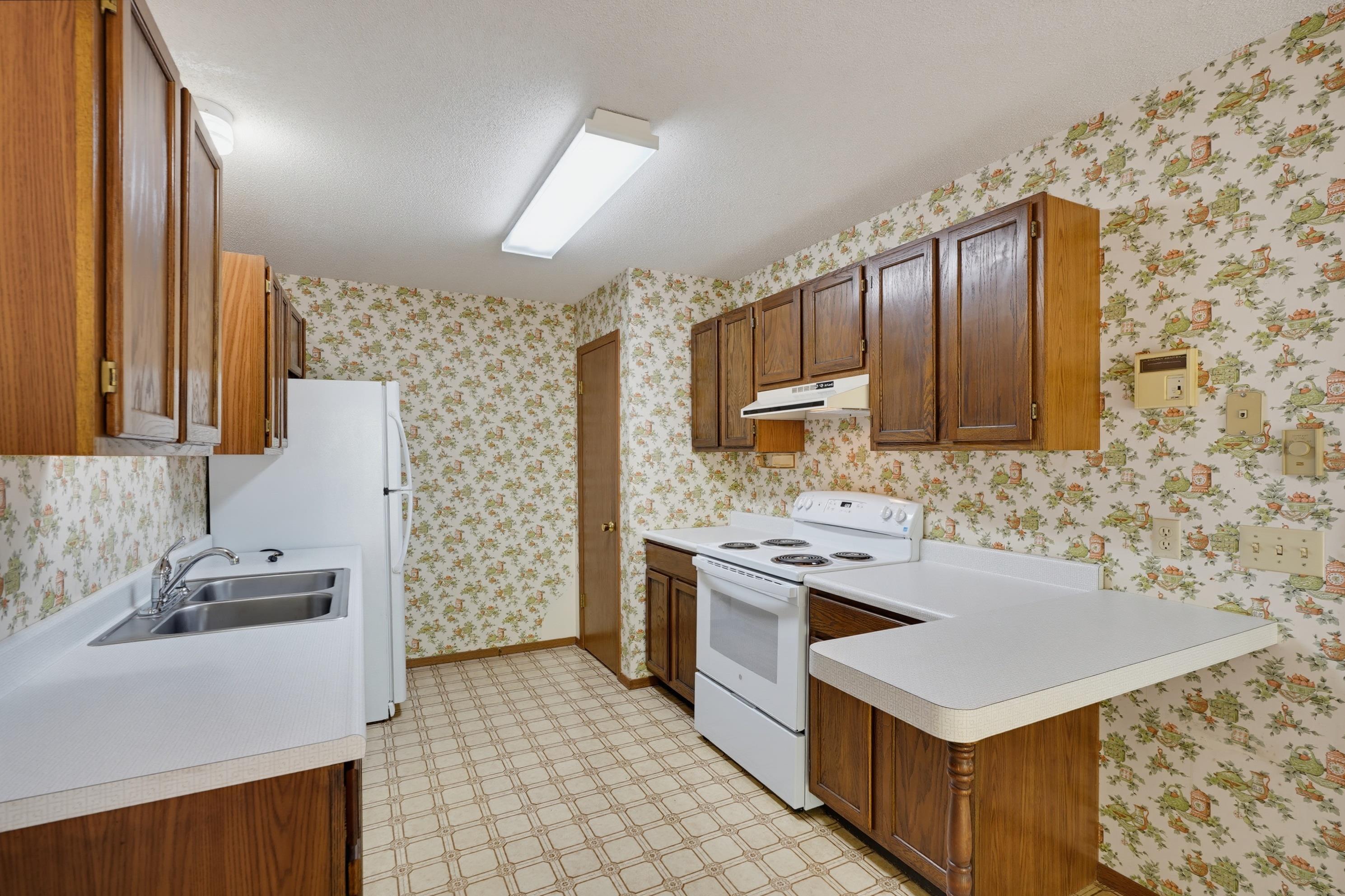 438 S 14th Street Property Photo 12